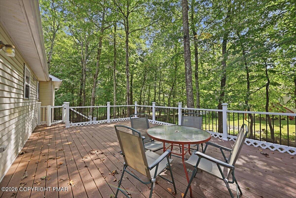 1216 Hunters Woods Drive Property Photo 25
