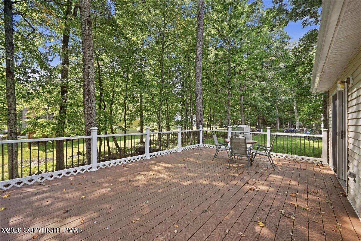 1216 Hunters Woods Drive Property Photo 29