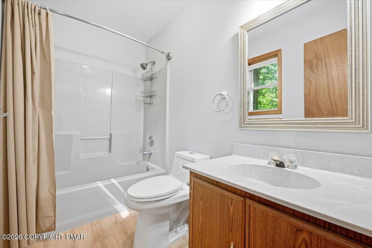 1216 Hunters Woods Drive Property Photo 46