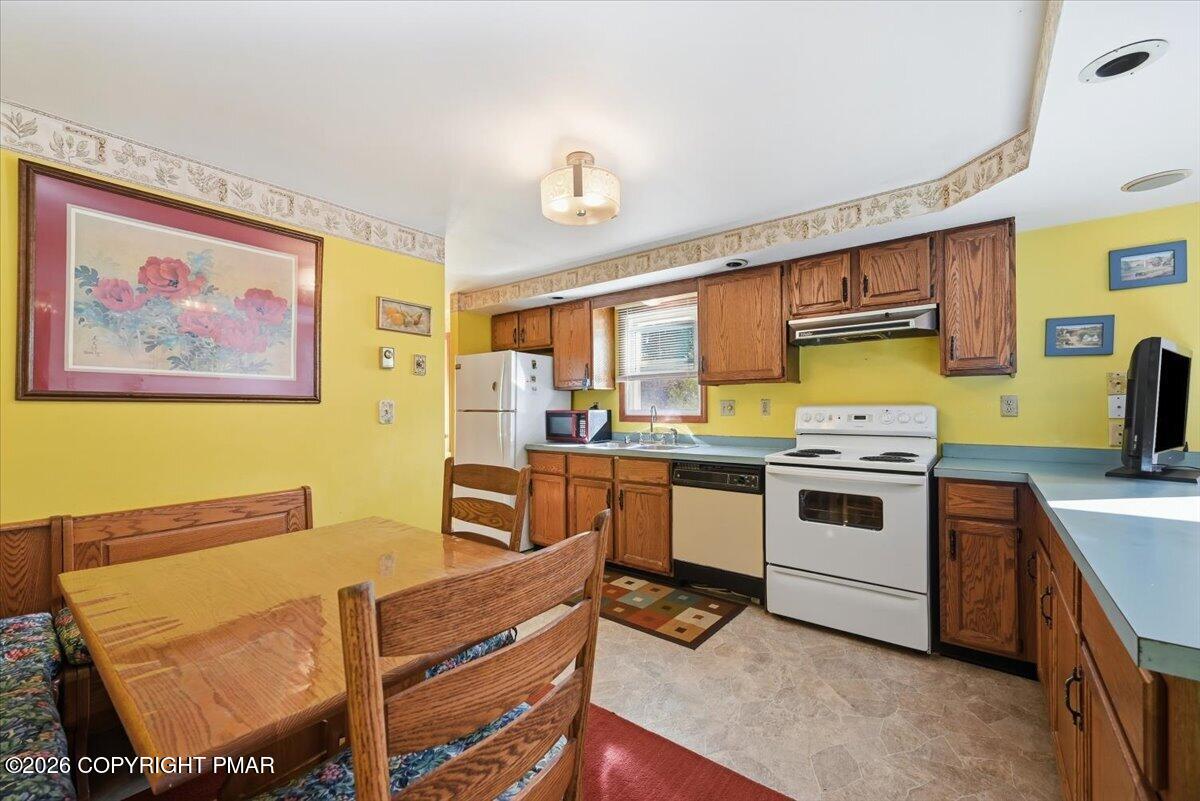 74 Swiss View Road Property Photo 18