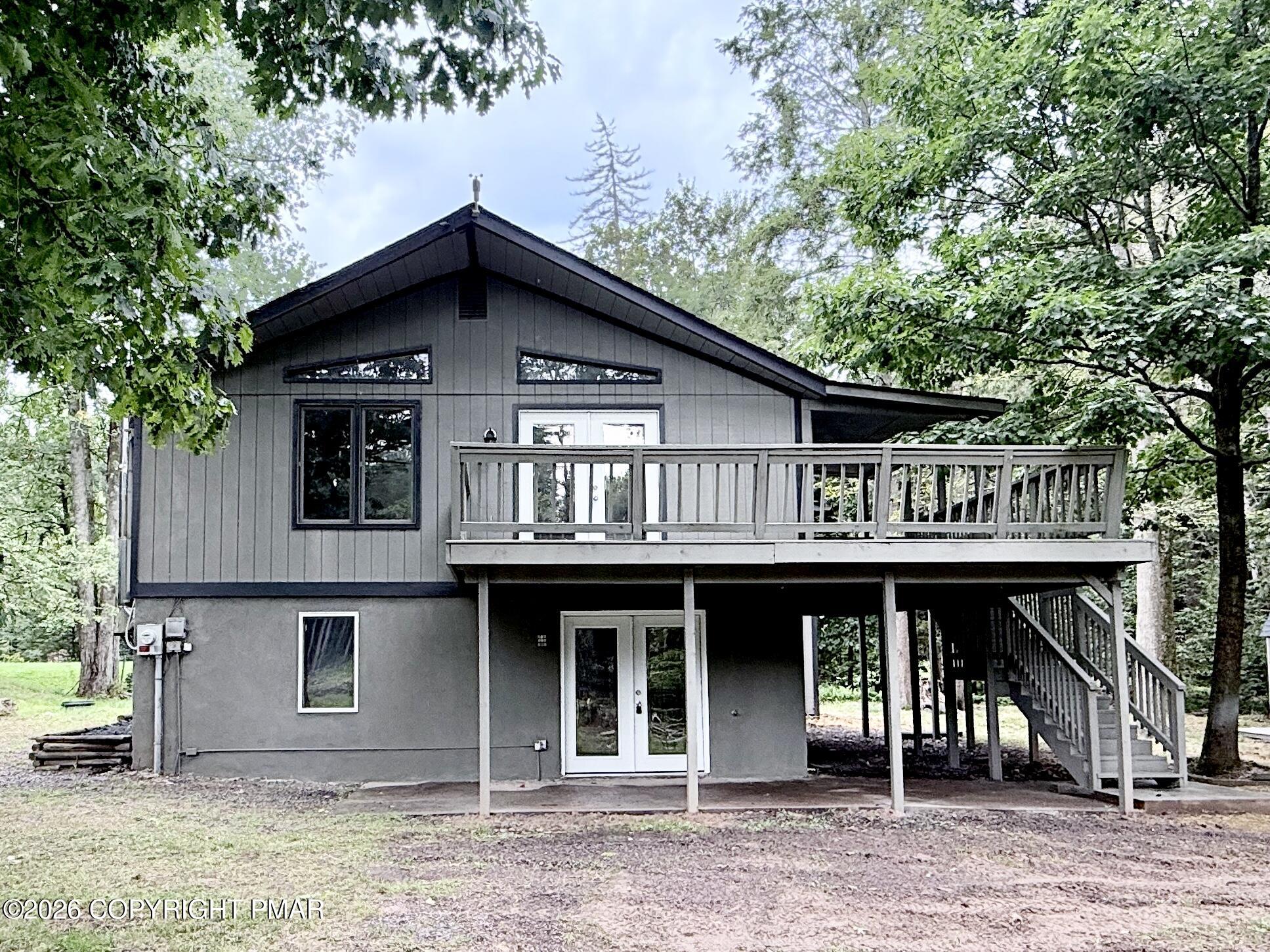 136 Pine Run Property Photo 1