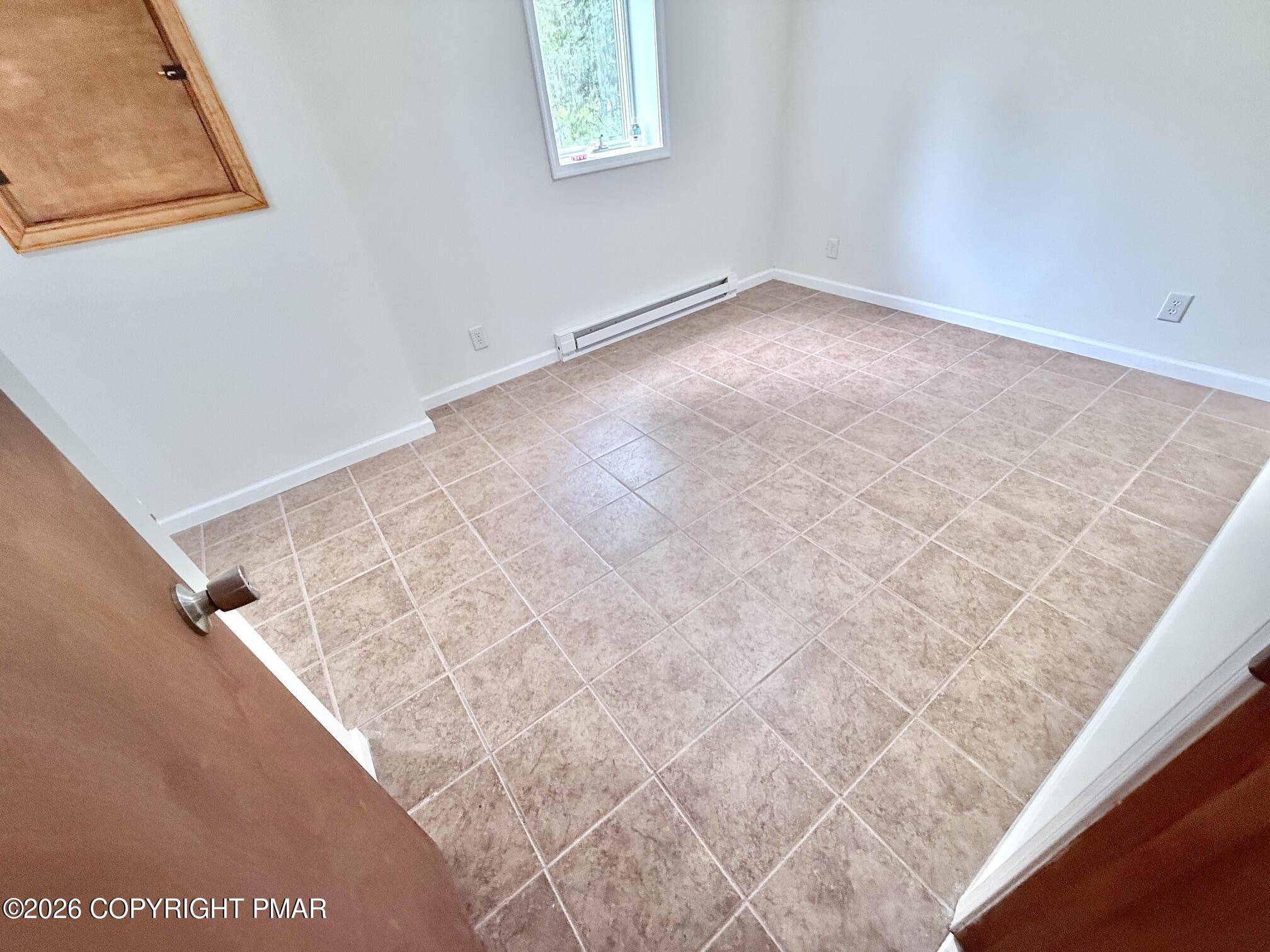 136 Pine Run Property Photo 16