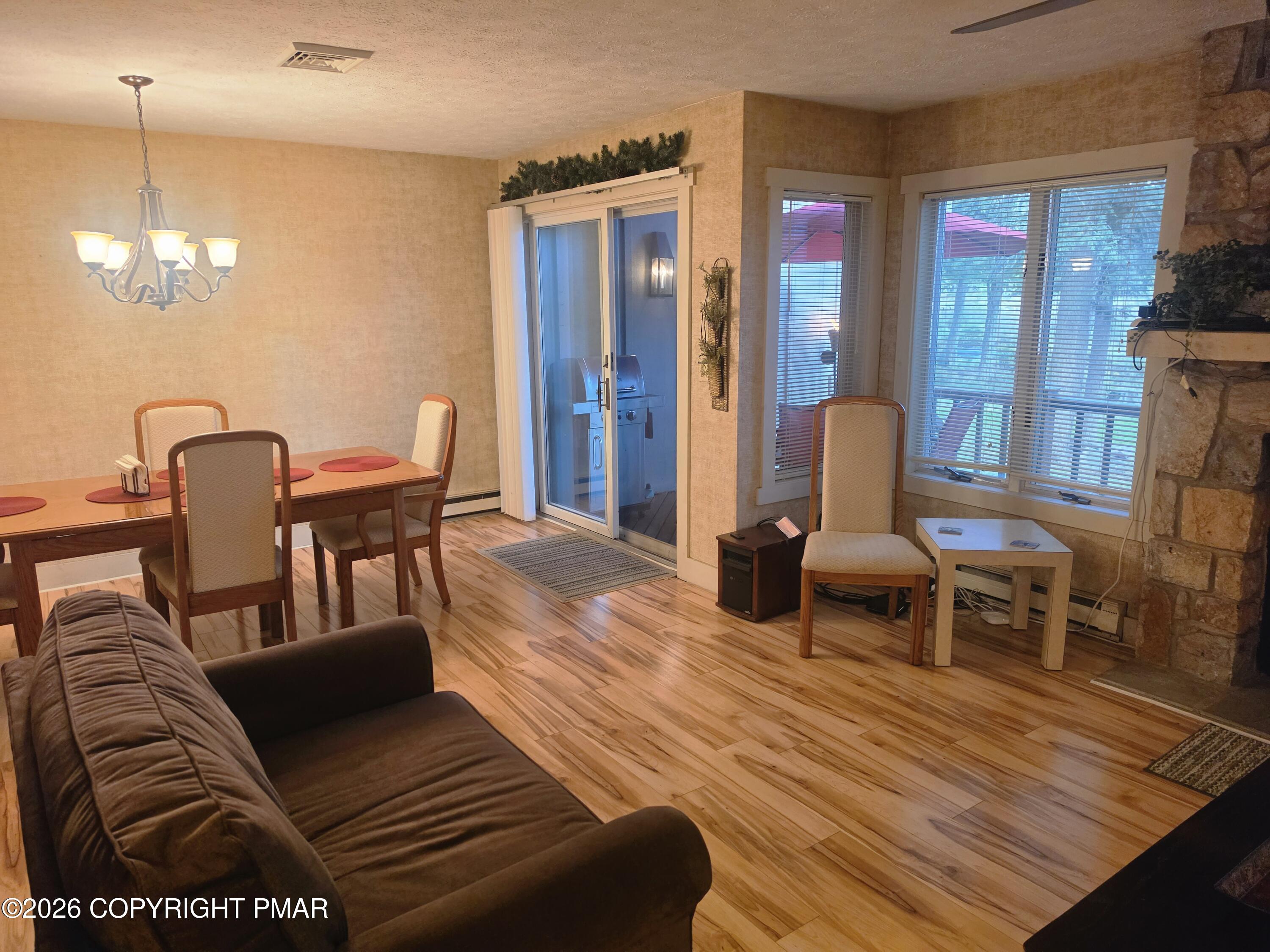 843 Crest Pines Lane Property Photo 19