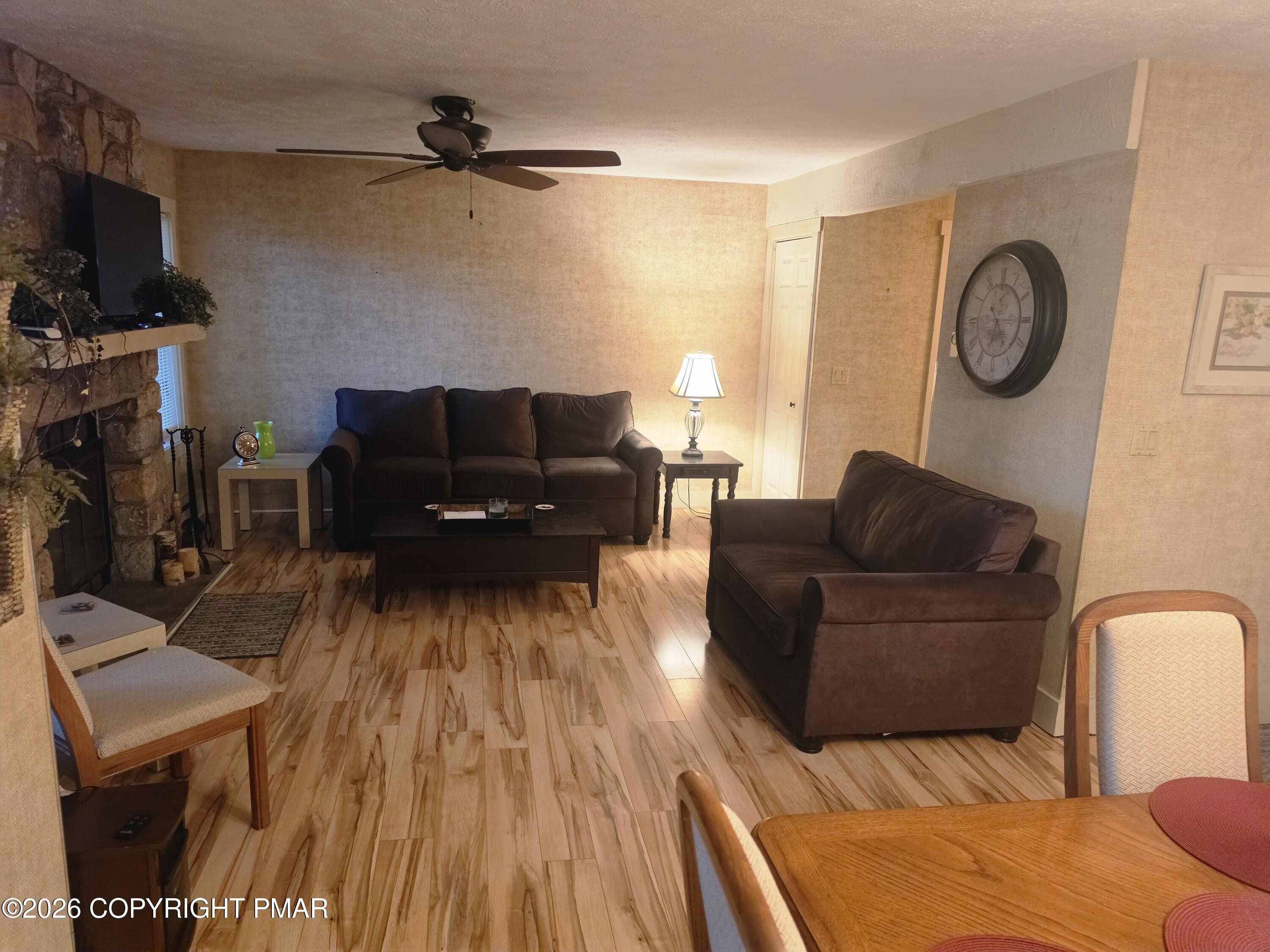 843 Crest Pines Lane Property Photo 22