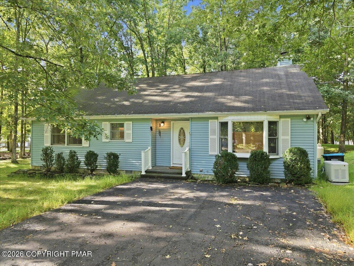 12031 Maplewood Drive Property Photo 3