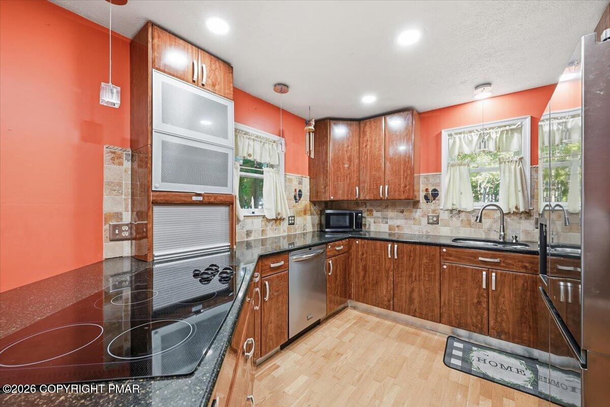 12031 Maplewood Drive Property Photo 18