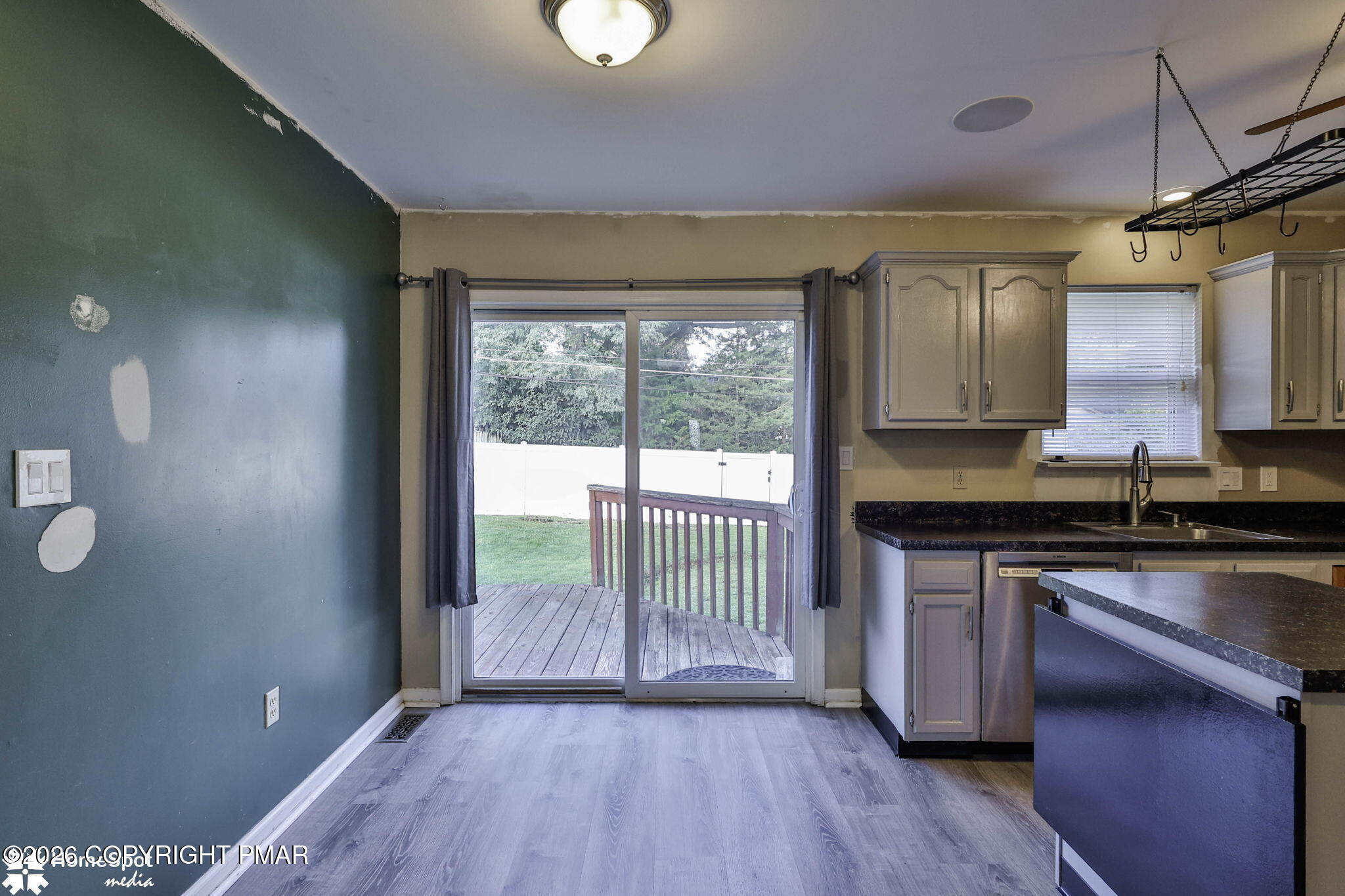 340 Avon Street Property Photo 28