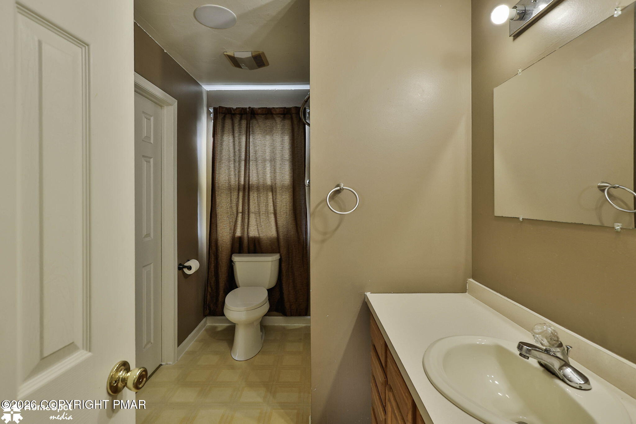 340 Avon Street Property Photo 38