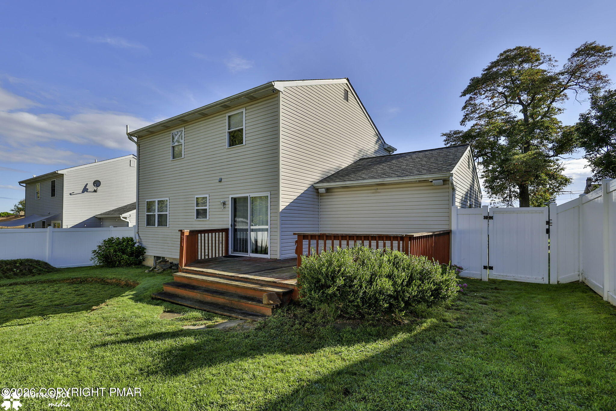 340 Avon Street Property Photo 58