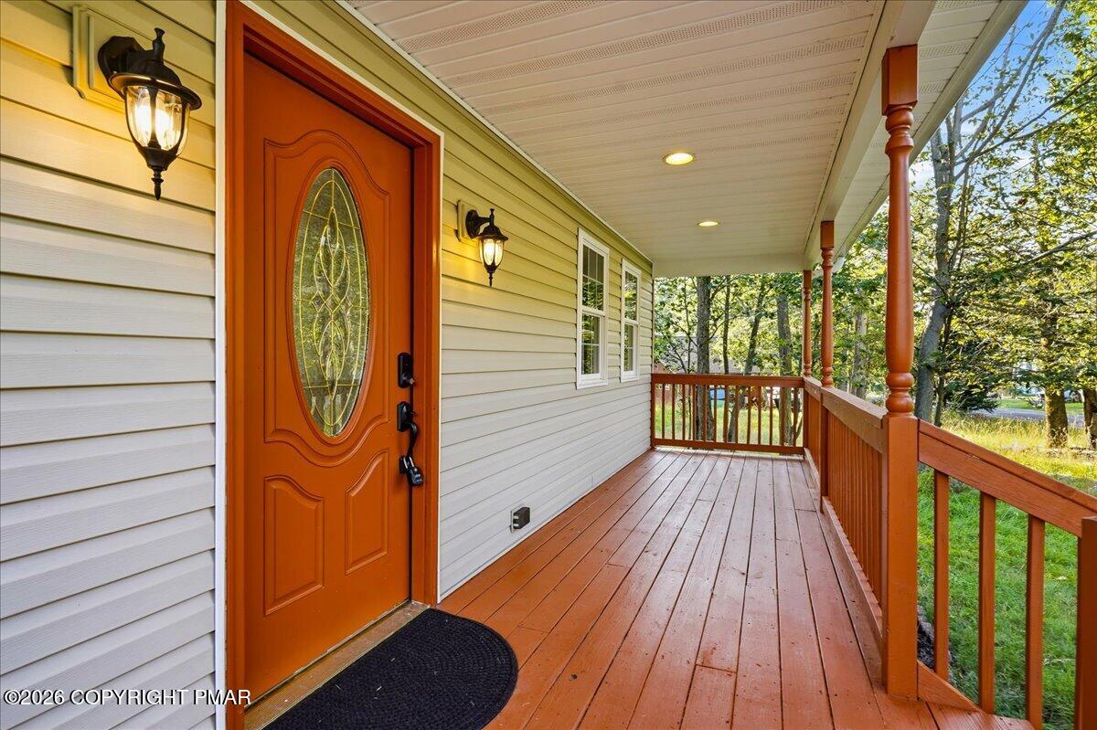 1070 Country Place Drive Property Photo 9
