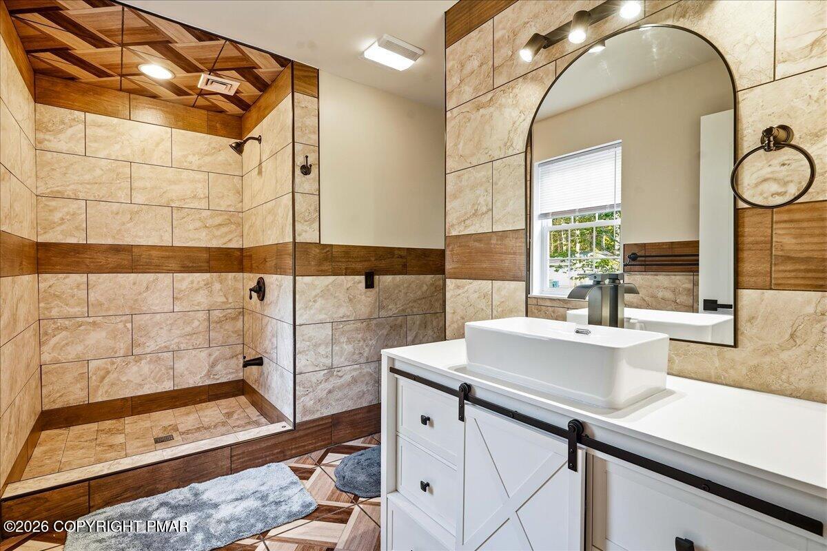 1070 Country Place Drive Property Photo 37