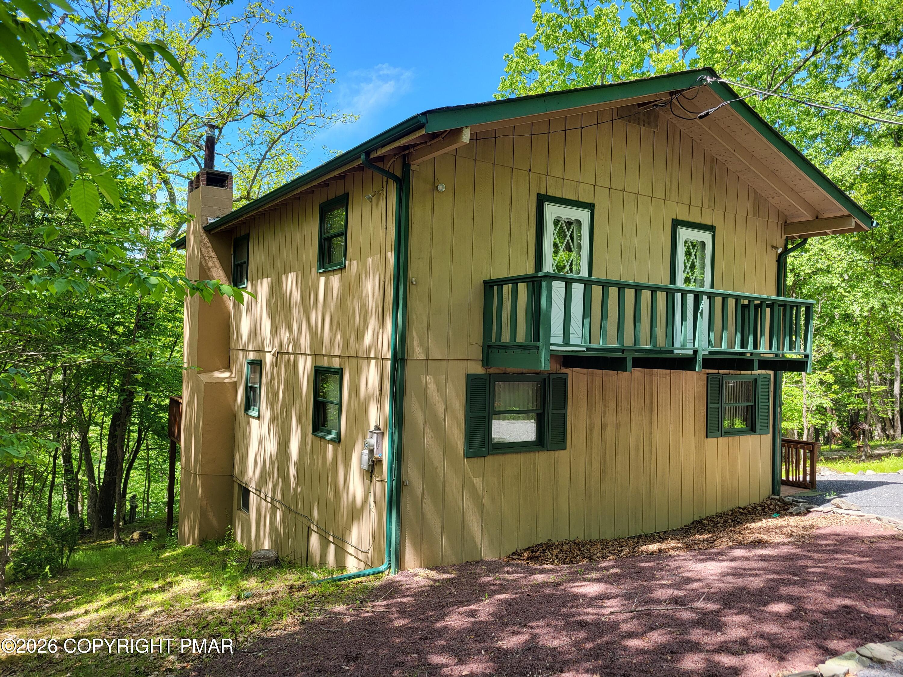 171 Clubhouse Drive Property Photo 4