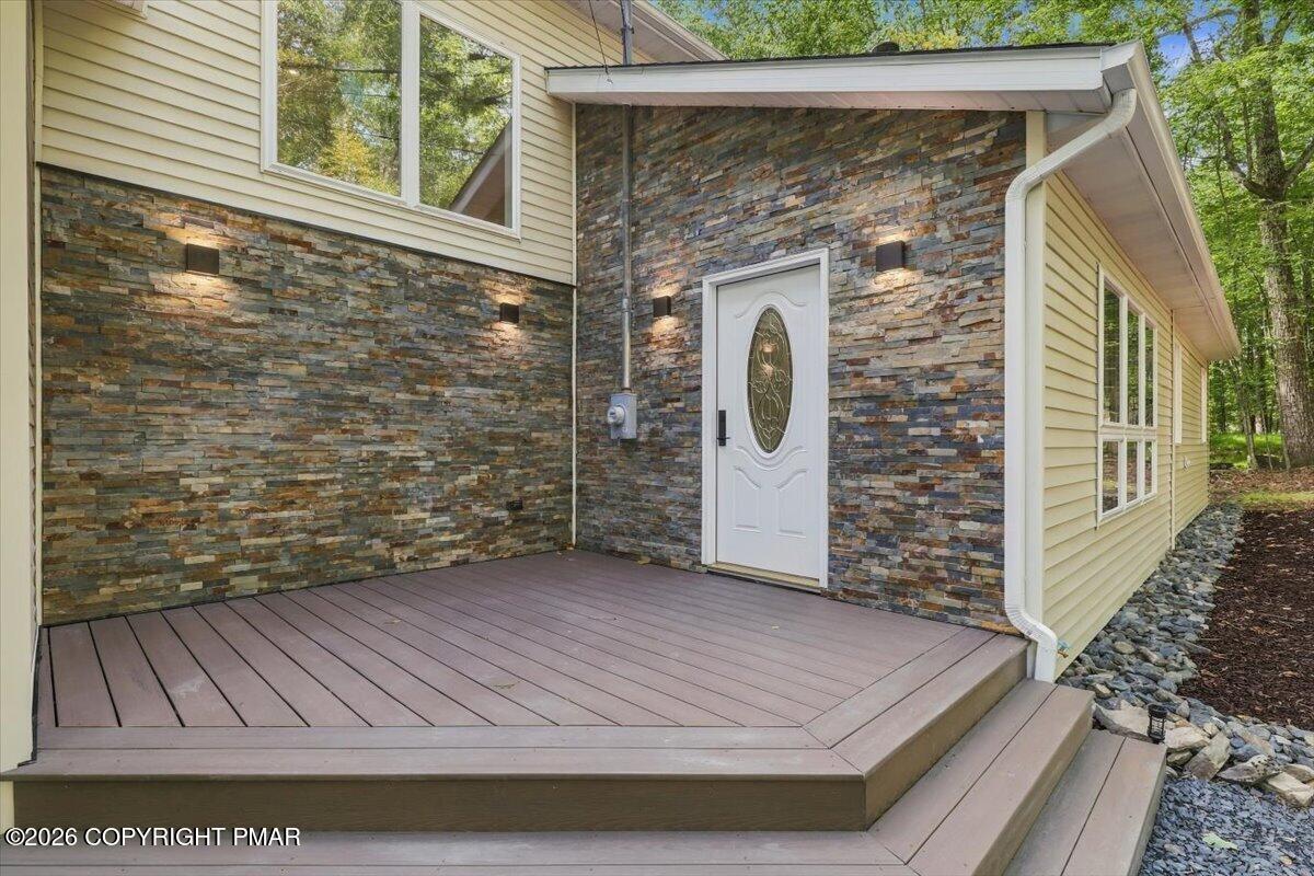 2110 Owl Pass Road Property Photo 4
