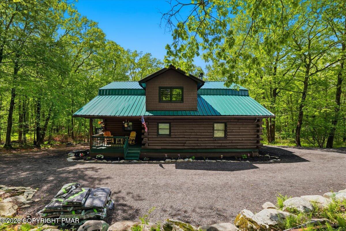 188 Twin Lakes Drive Property Photo 3