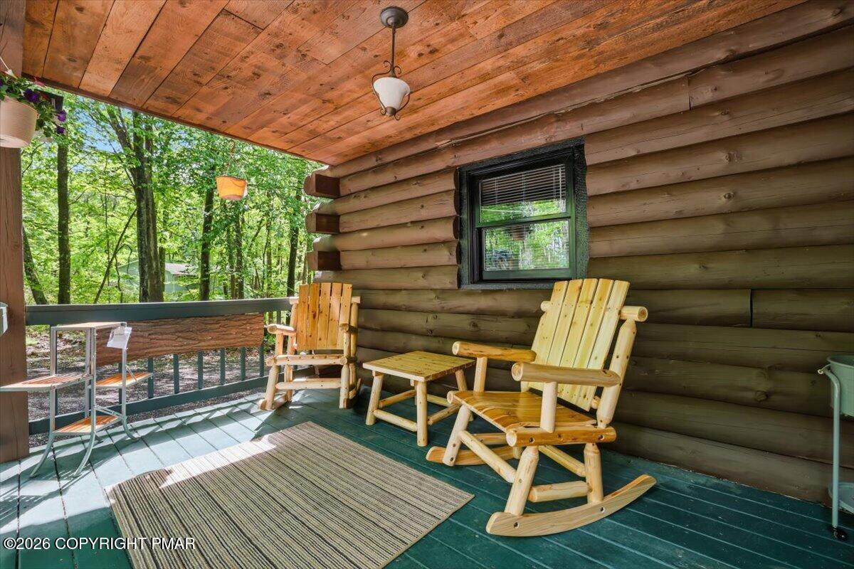 188 Twin Lakes Drive Property Photo 5