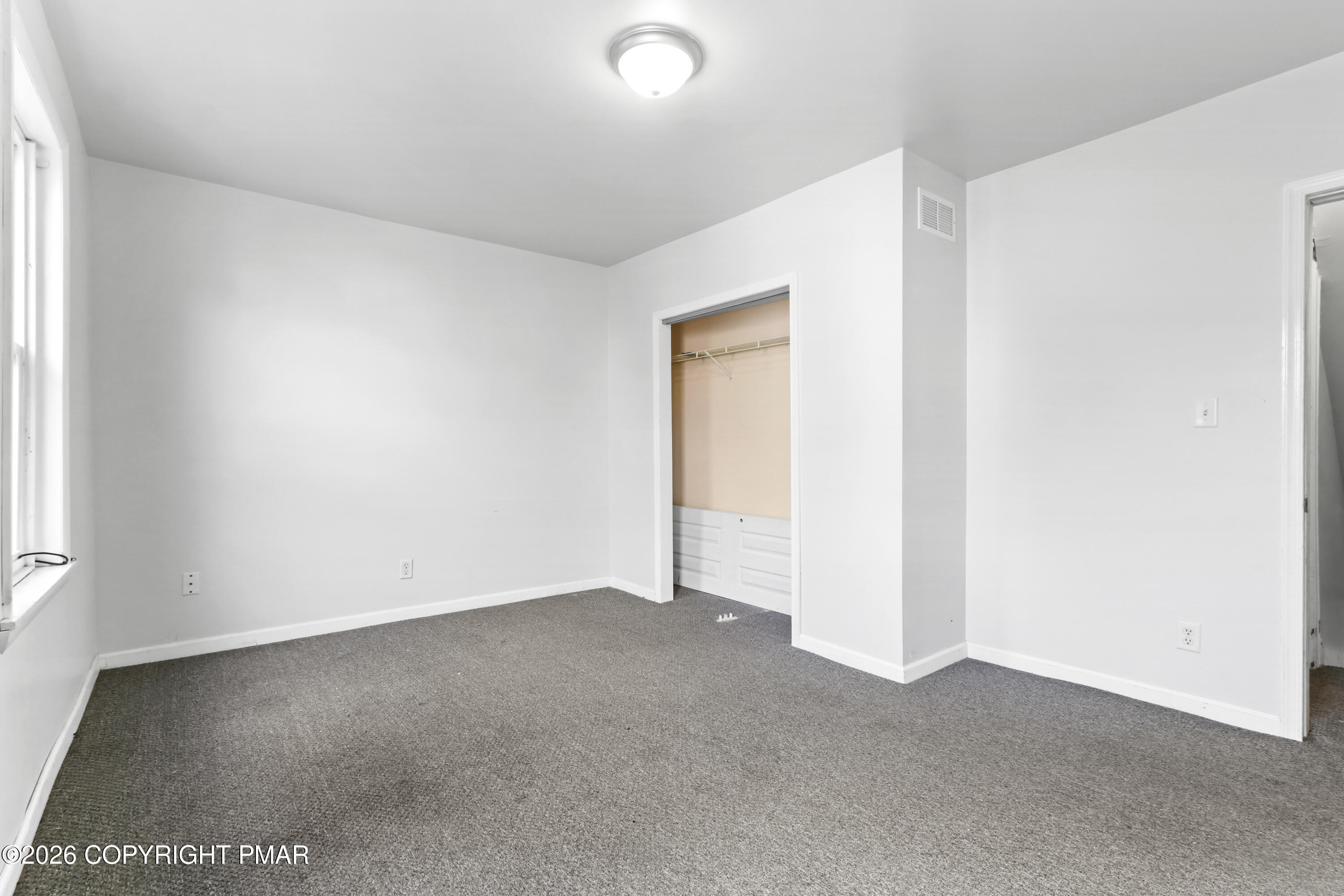 617 E 5th Street Property Photo 18