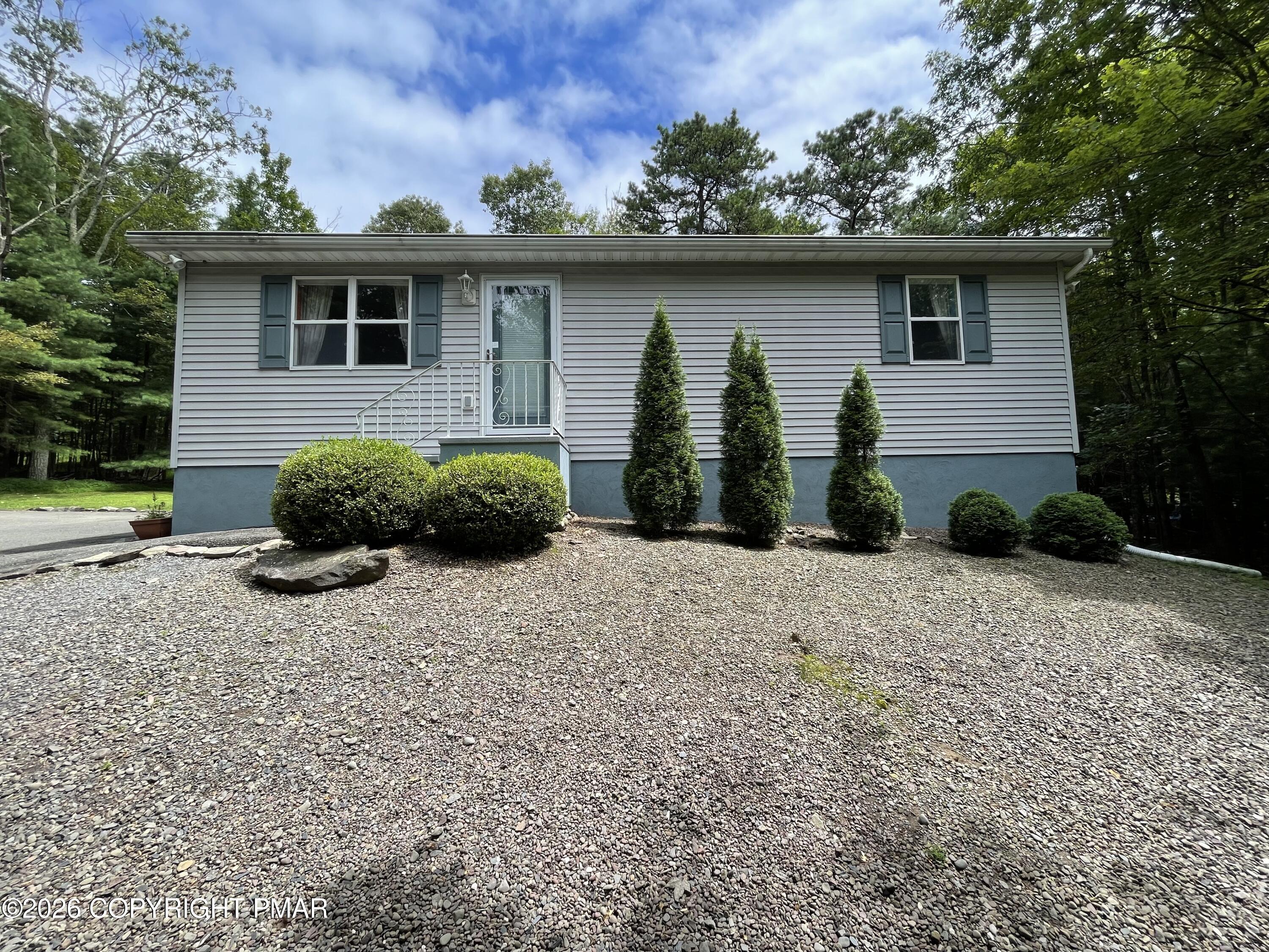 2012 Louis Drive Property Photo 1