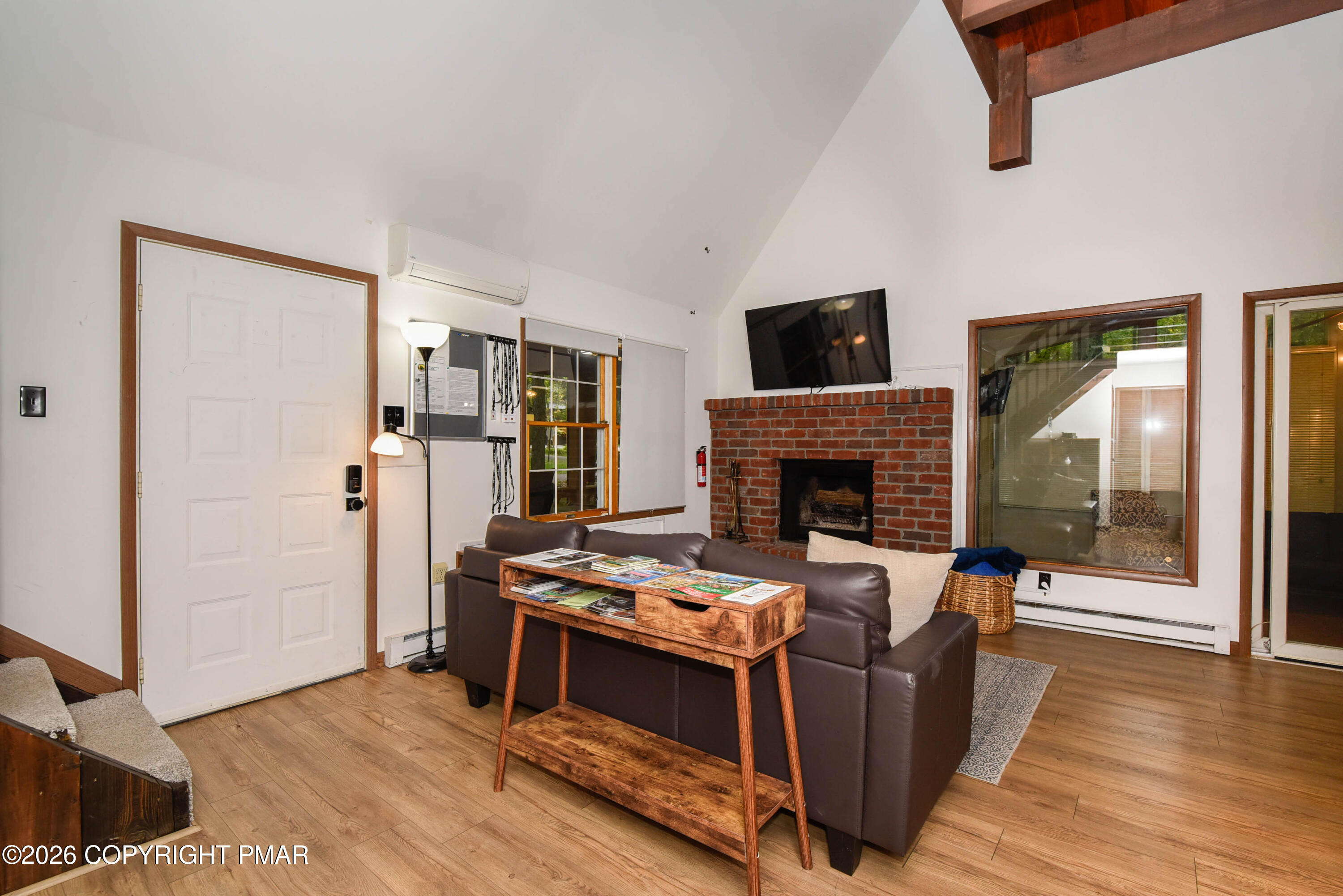 170 Keats Lane Property Photo 10