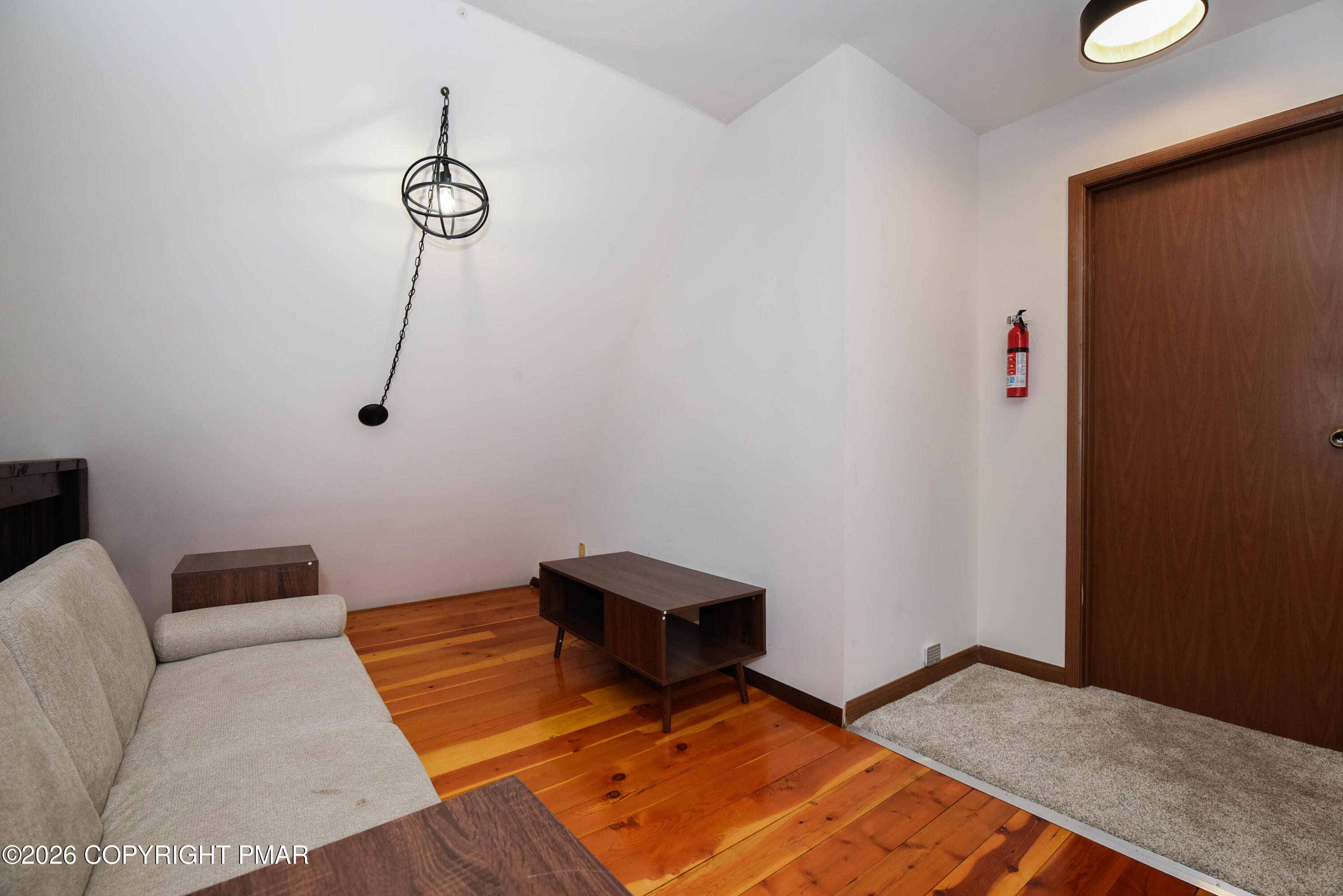 170 Keats Lane Property Photo 32