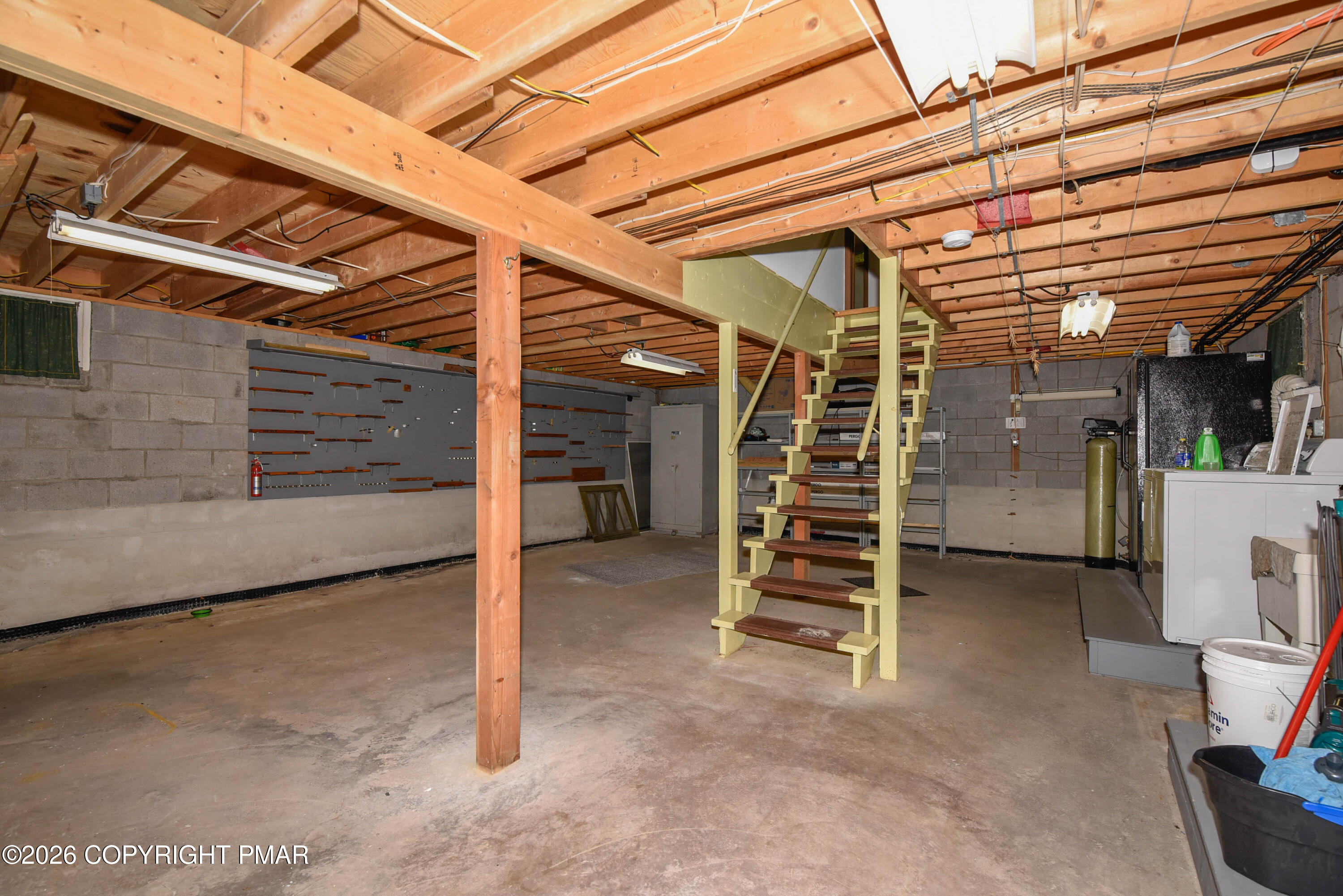 170 Keats Lane Property Photo 49