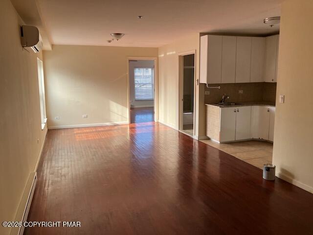 632 Main Street 3r Property Photo 3