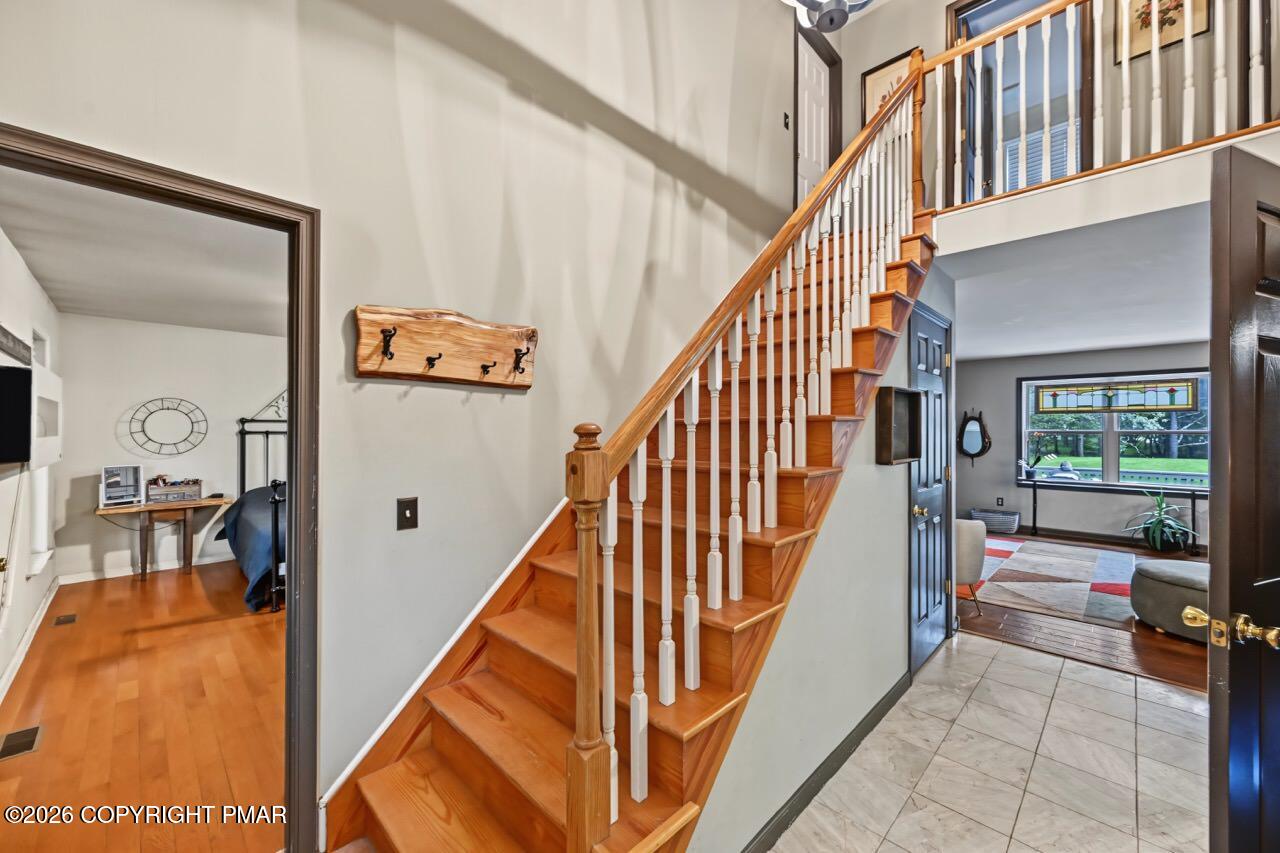 728 Stony Mountain Road Property Photo 9