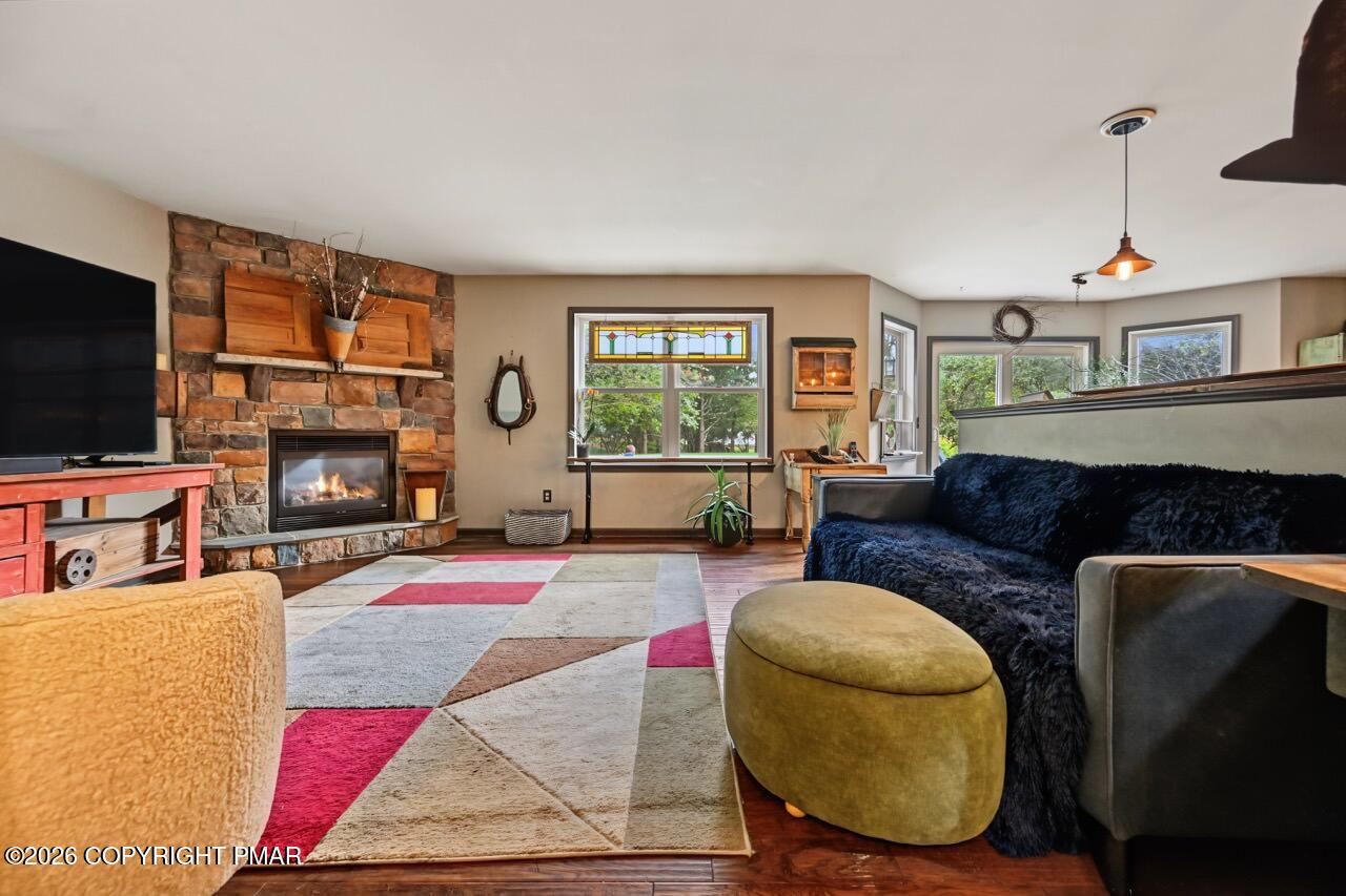 728 Stony Mountain Road Property Photo 11