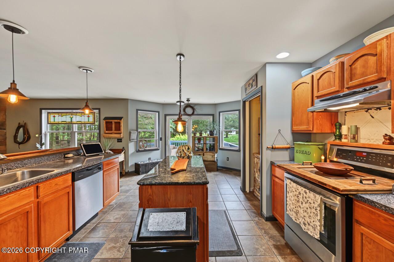 728 Stony Mountain Road Property Photo 19
