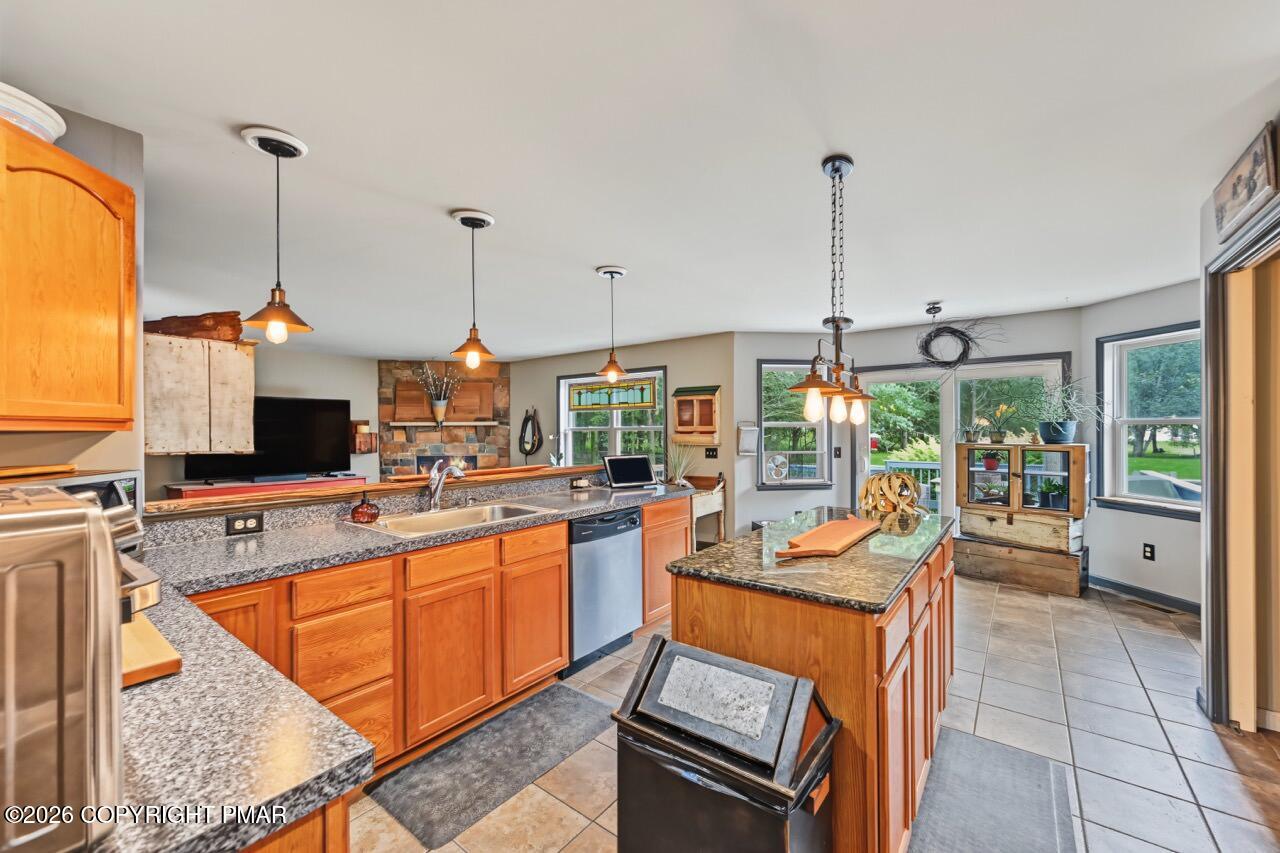 728 Stony Mountain Road Property Photo 20