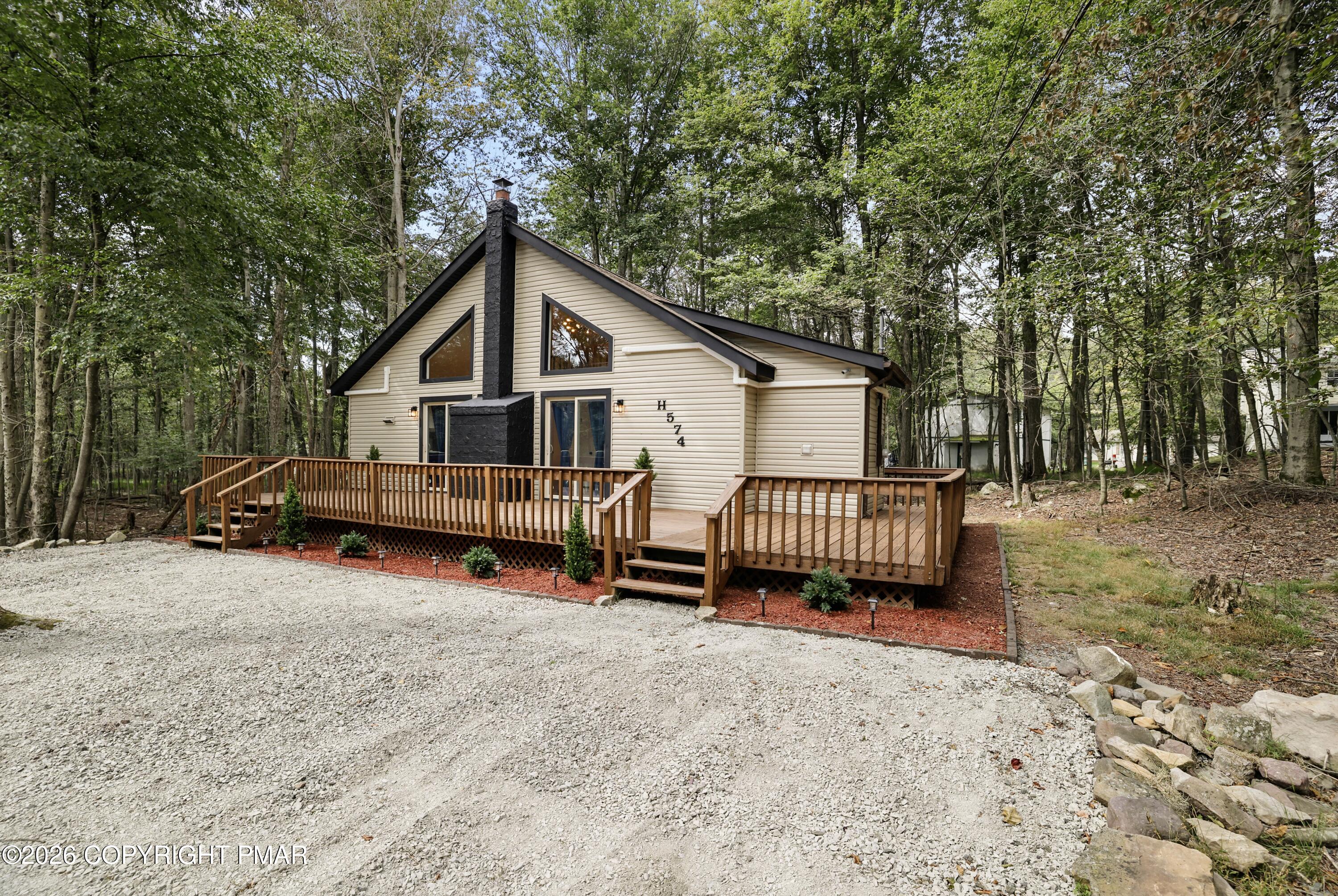 8830 Cloudcrest Drive Property Photo 3