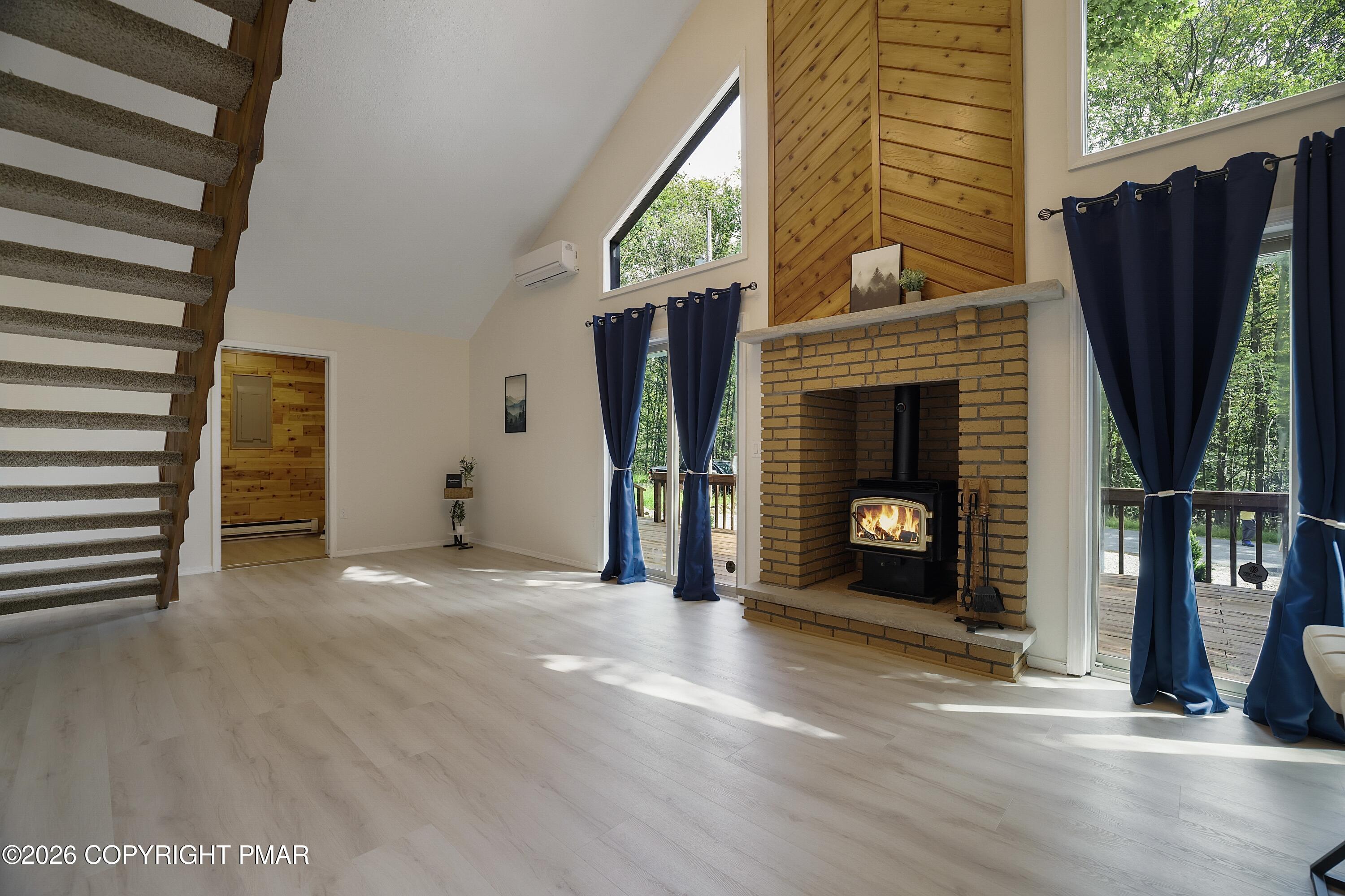 8830 Cloudcrest Drive Property Photo 10