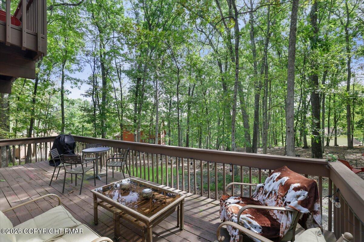 203 Bellingham Drive Property Photo 8