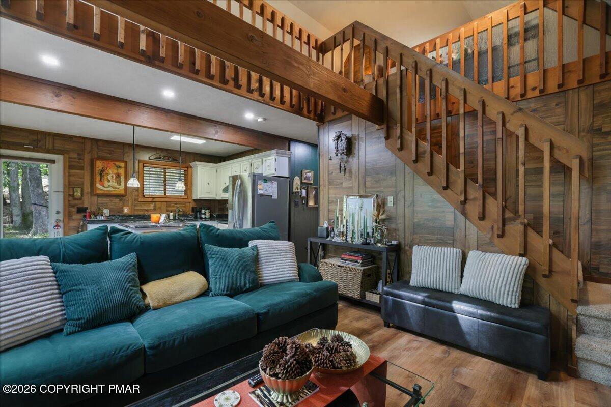 203 Bellingham Drive Property Photo 18