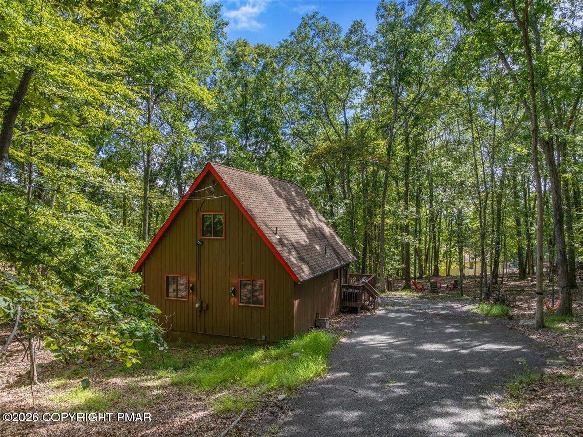 203 Bellingham Drive Property Photo 33