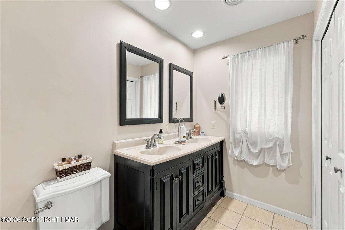 612 Sunlite Lane Property Photo 36