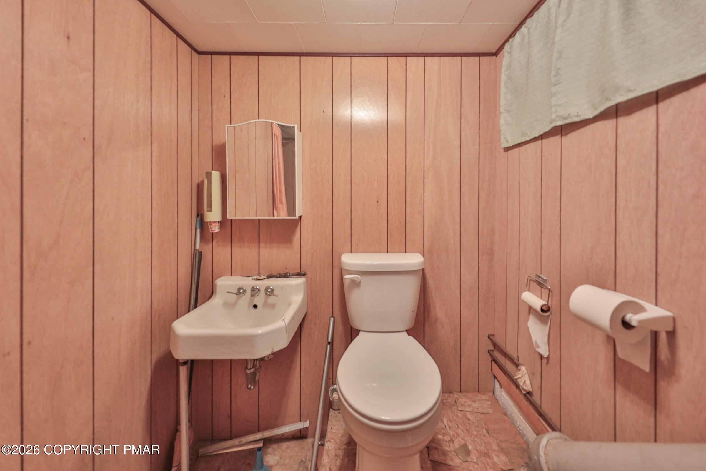 766 Franklin Avenue Property Photo 38
