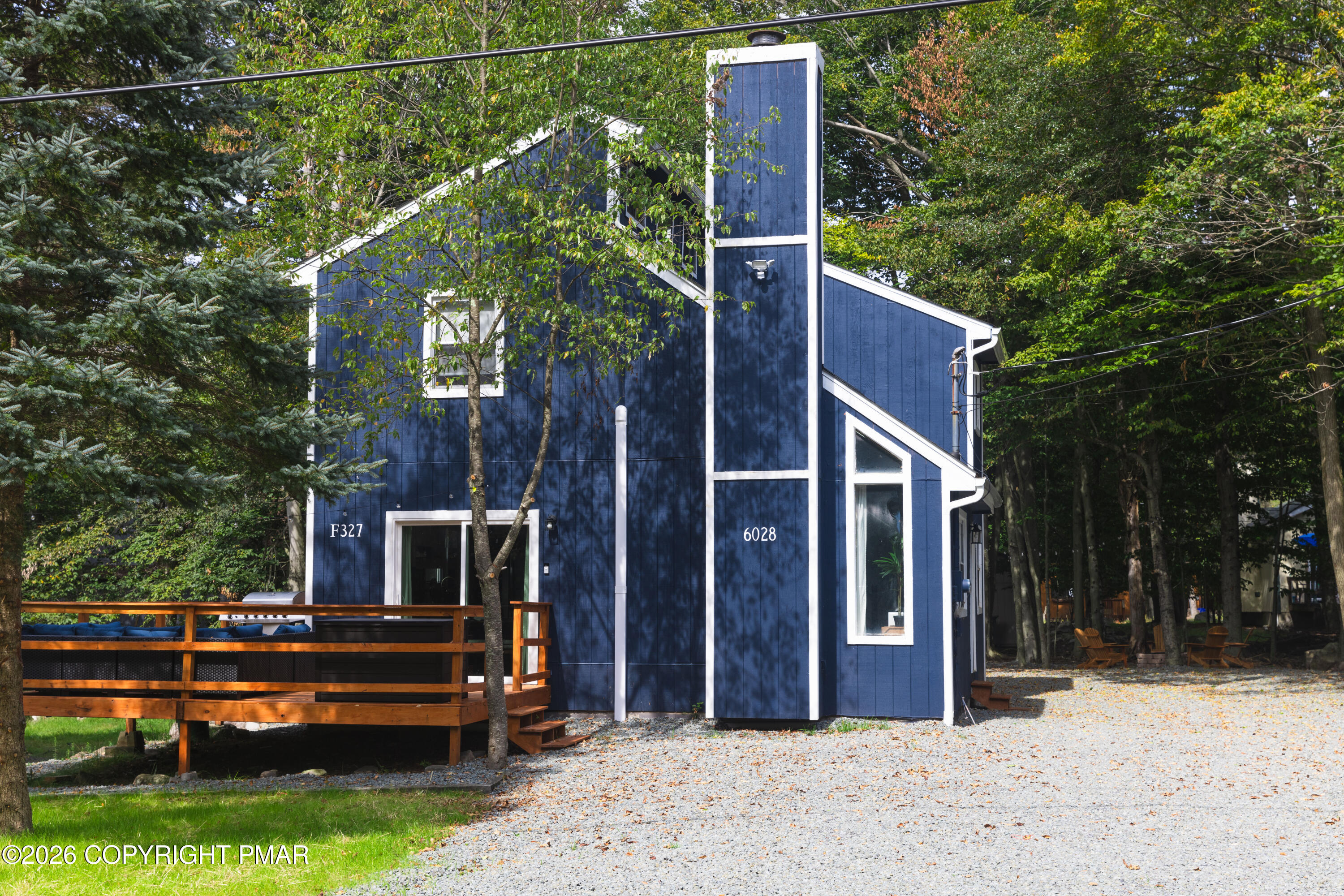 6028 Boardwalk Drive Property Photo 1
