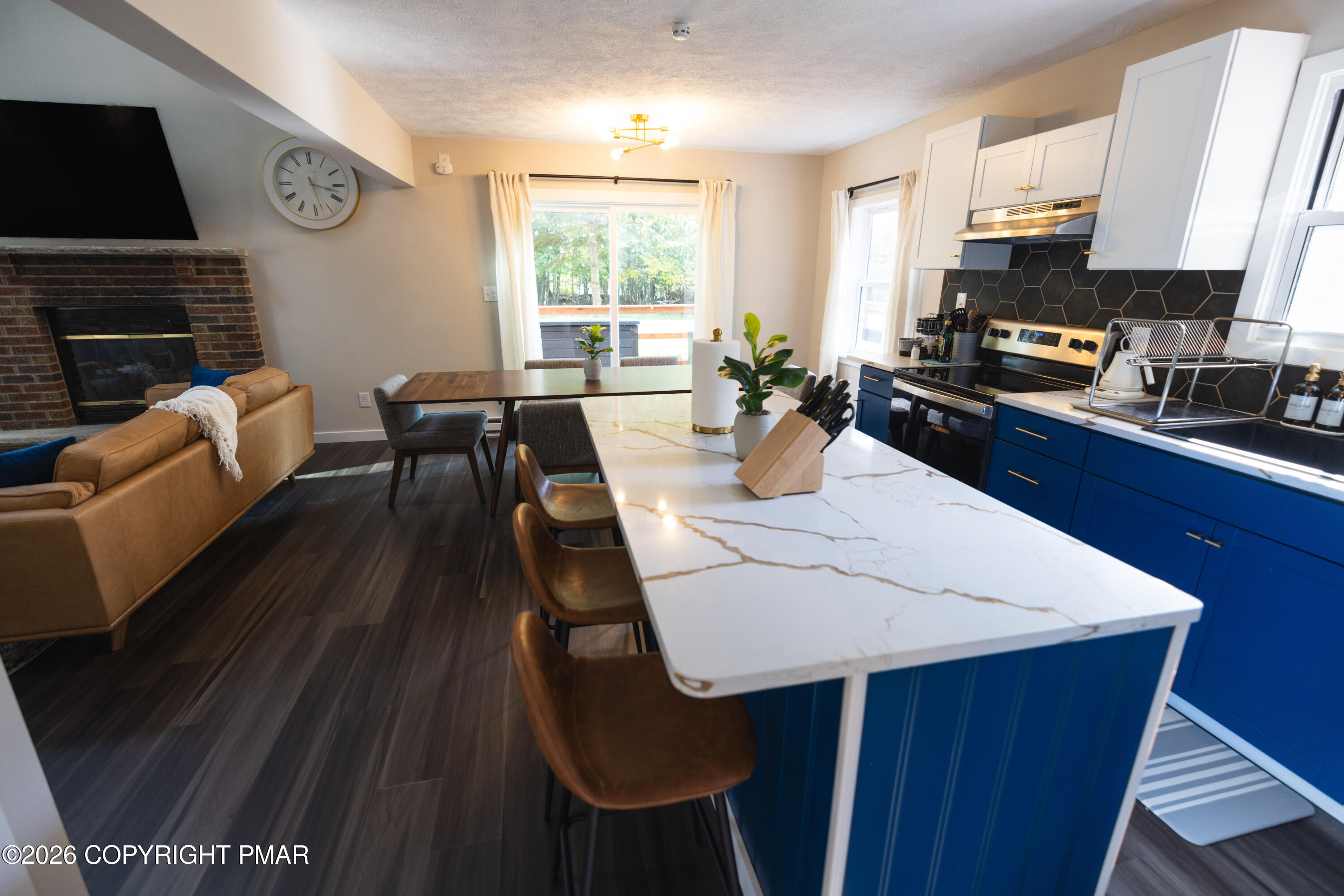 6028 Boardwalk Drive Property Photo 18
