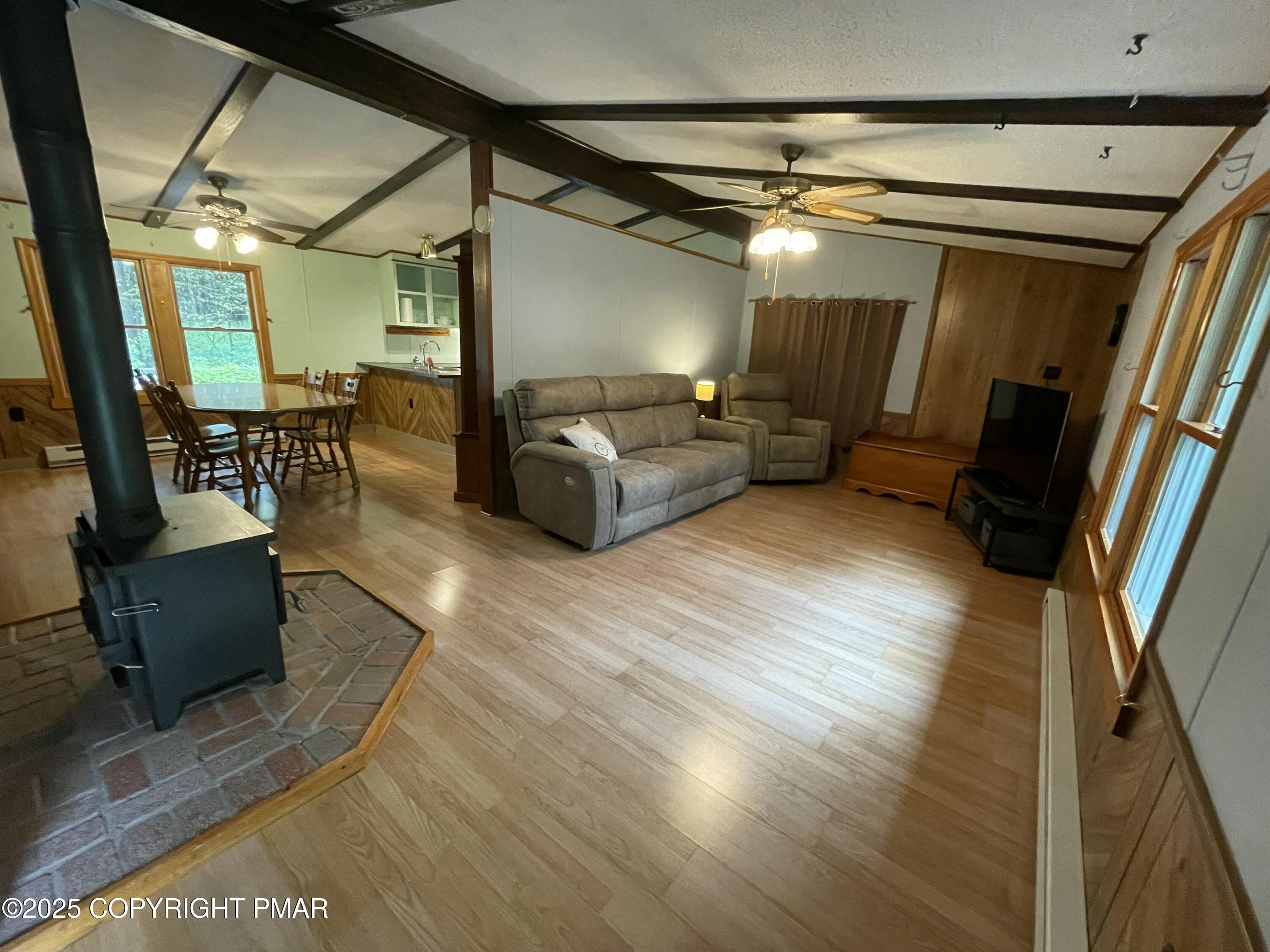 18 Sherman Drive Property Photo 4