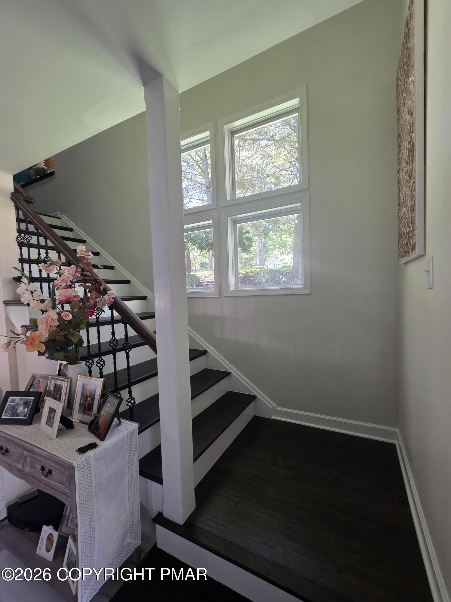 110 Huntington Drive Property Photo 6