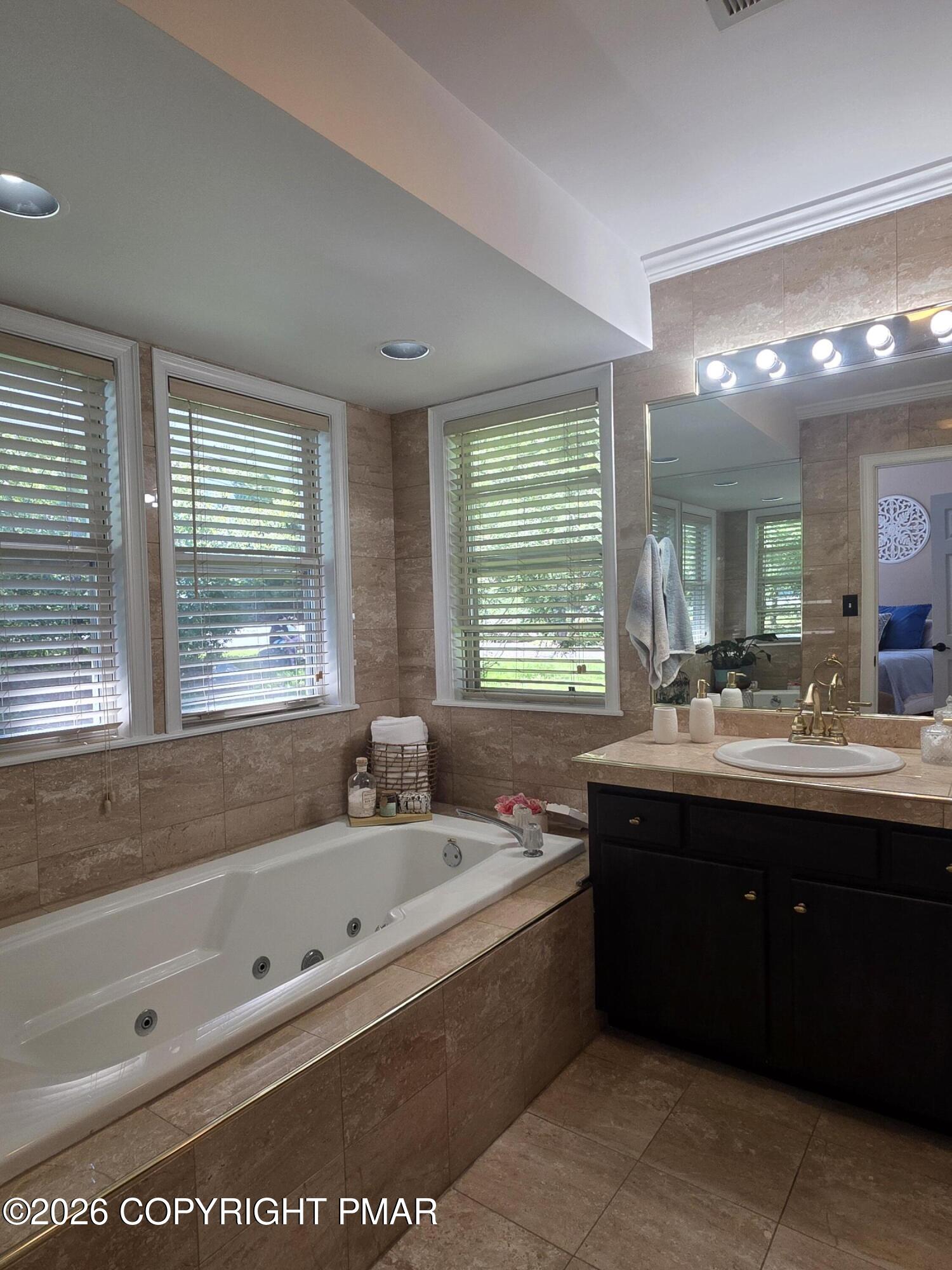 110 Huntington Drive Property Photo 19