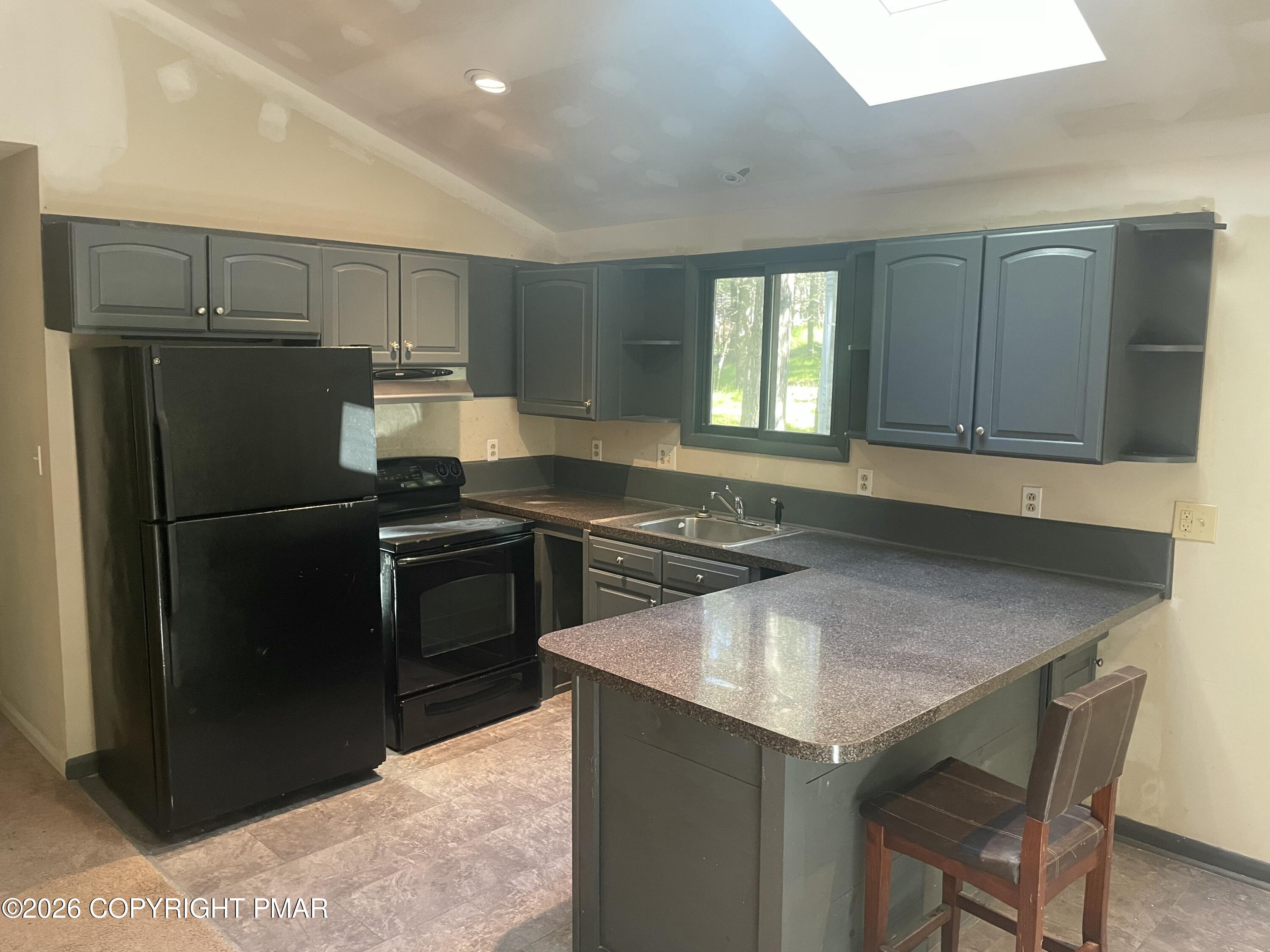 1047 Maple Drive Property Photo 10