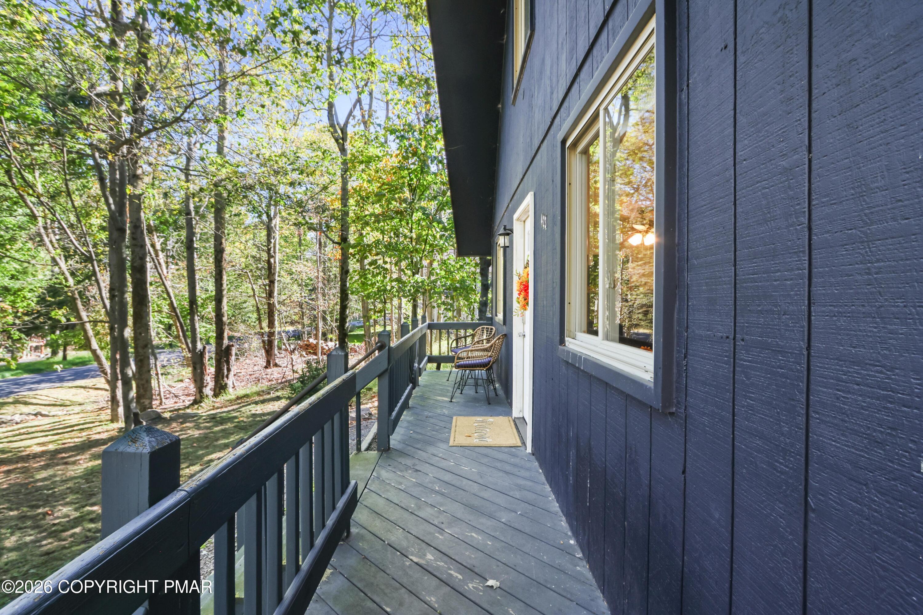 9820 Deerwood Drive Property Photo 27