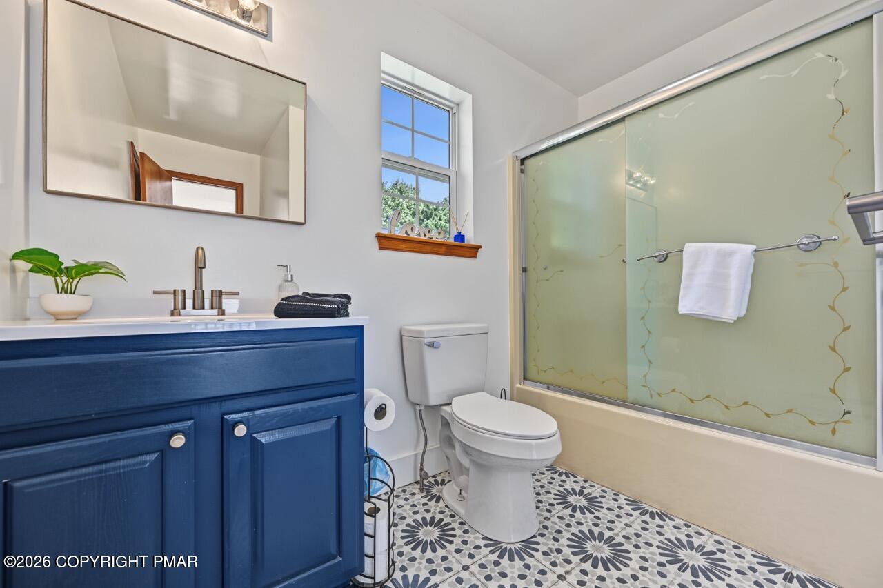 13 Parker Mew Property Photo 60