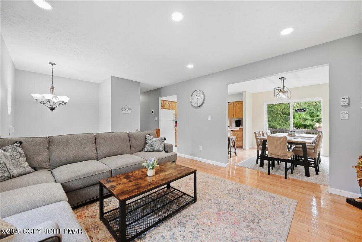 1216 Glade Drive Property Photo 16