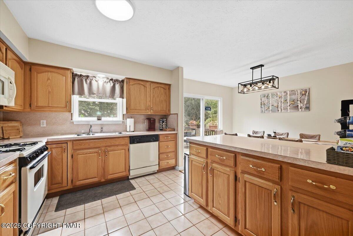1216 Glade Drive Property Photo 25