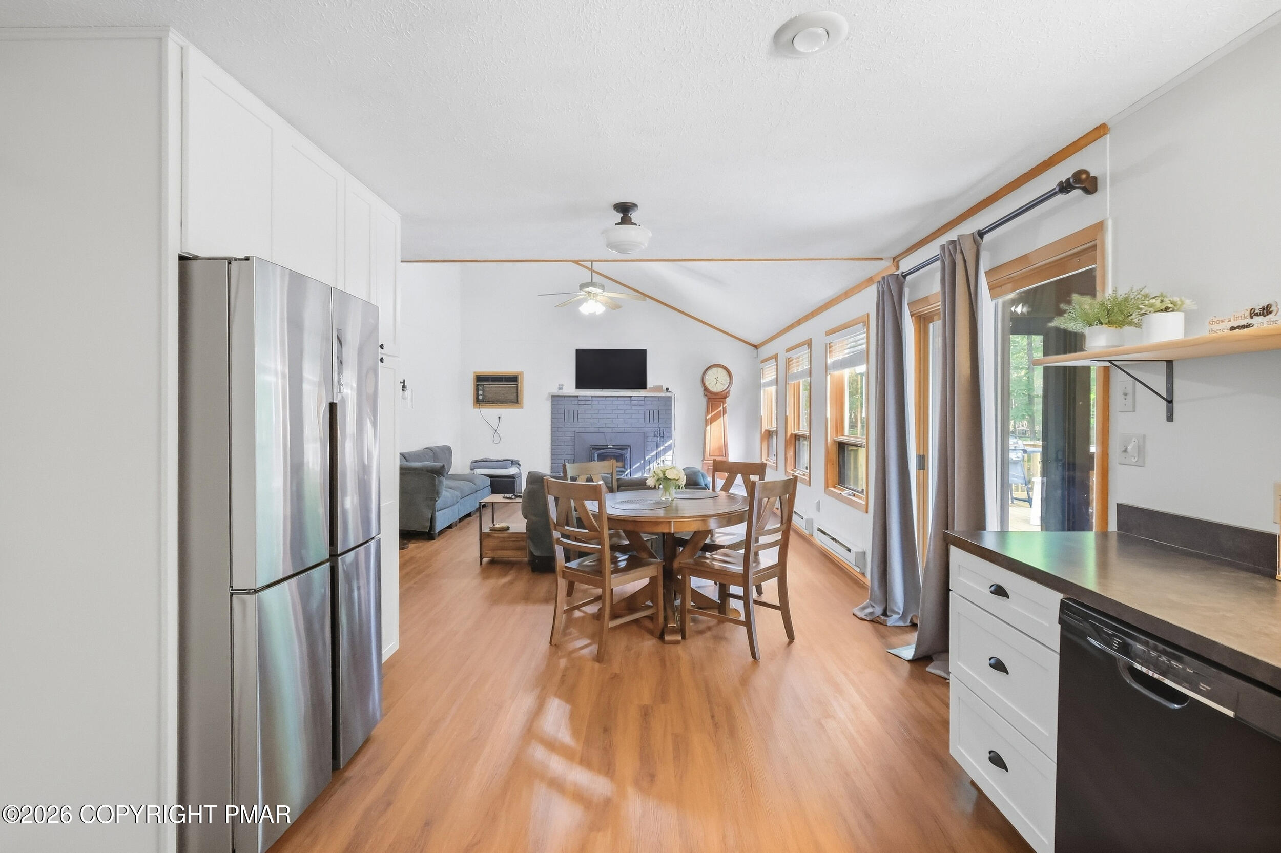 523 Saunders Court Property Photo 12