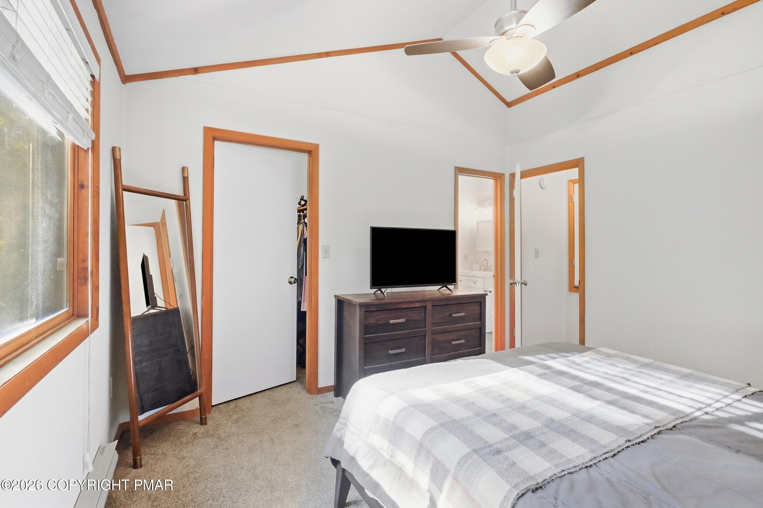 523 Saunders Court Property Photo 23