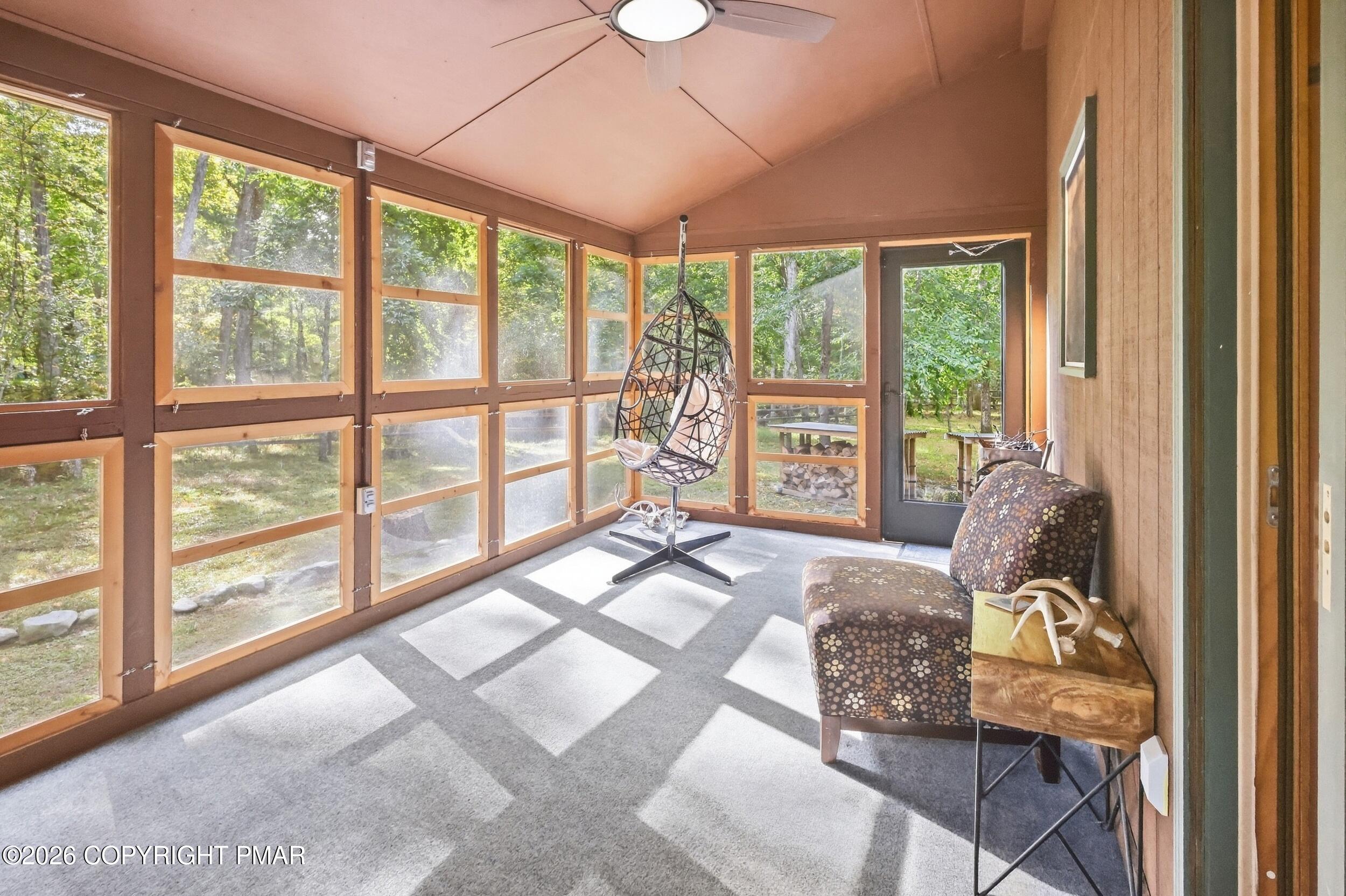 523 Saunders Court Property Photo 25