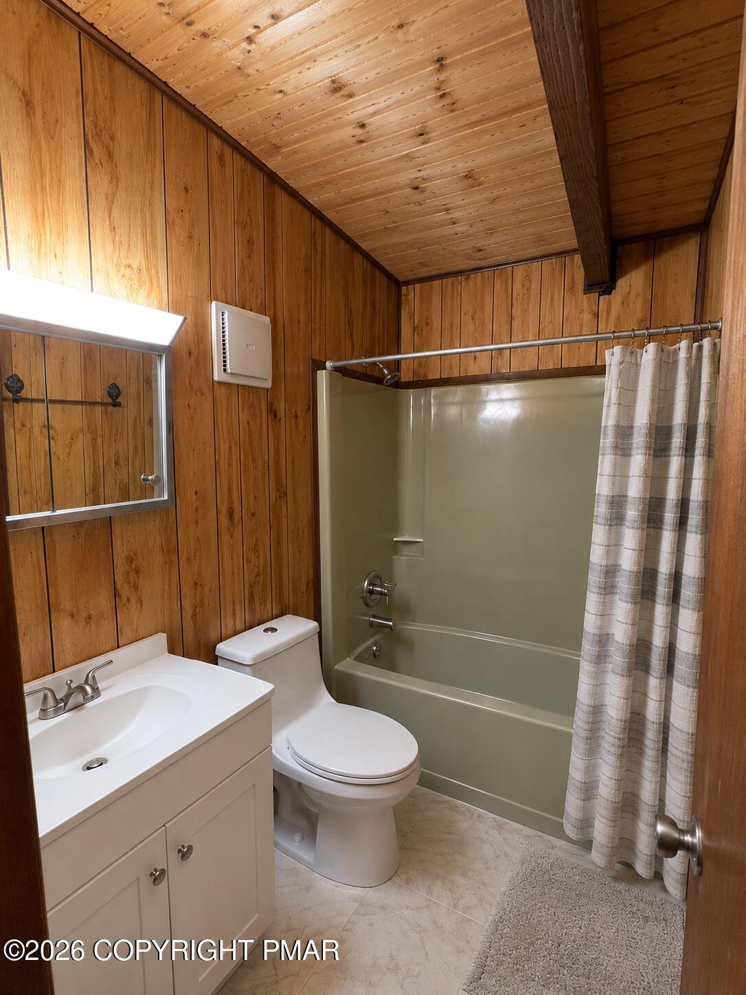 102 Price Street Property Photo 6